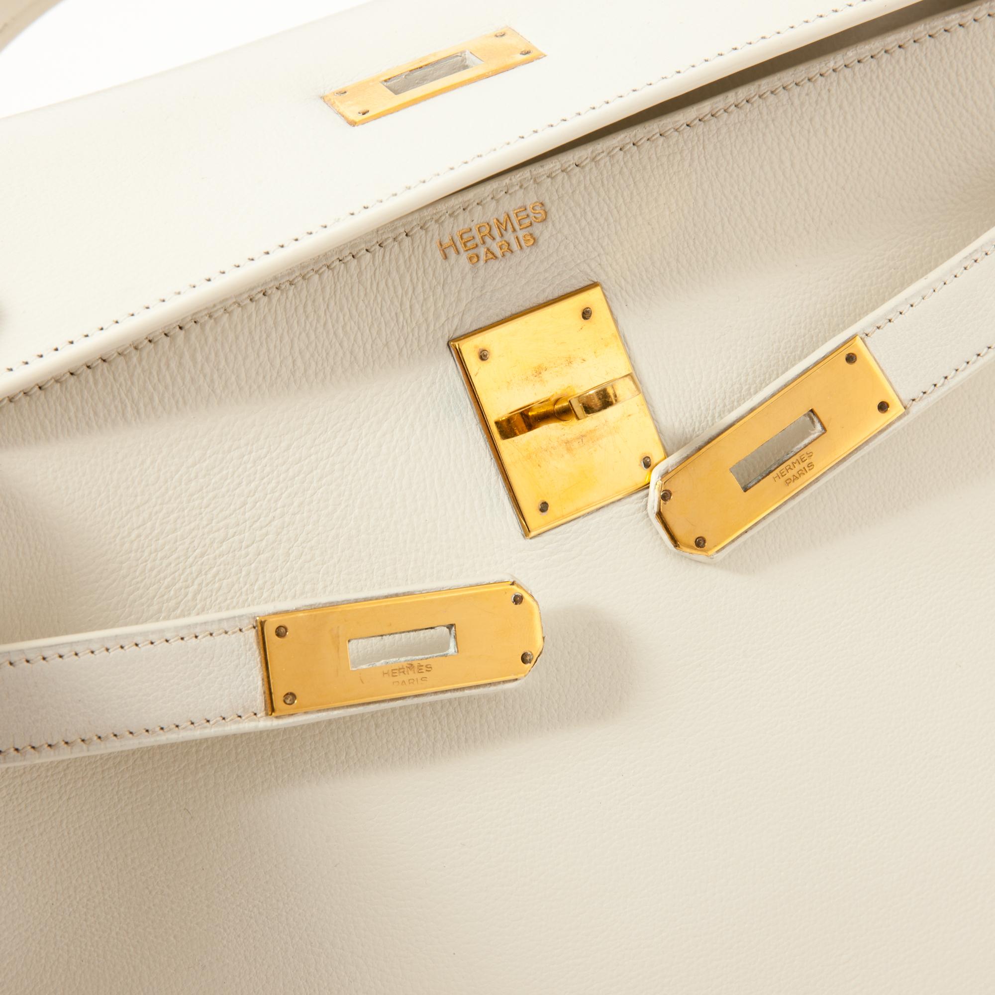 Women's Hermes Kelly 32 White Leather Bag