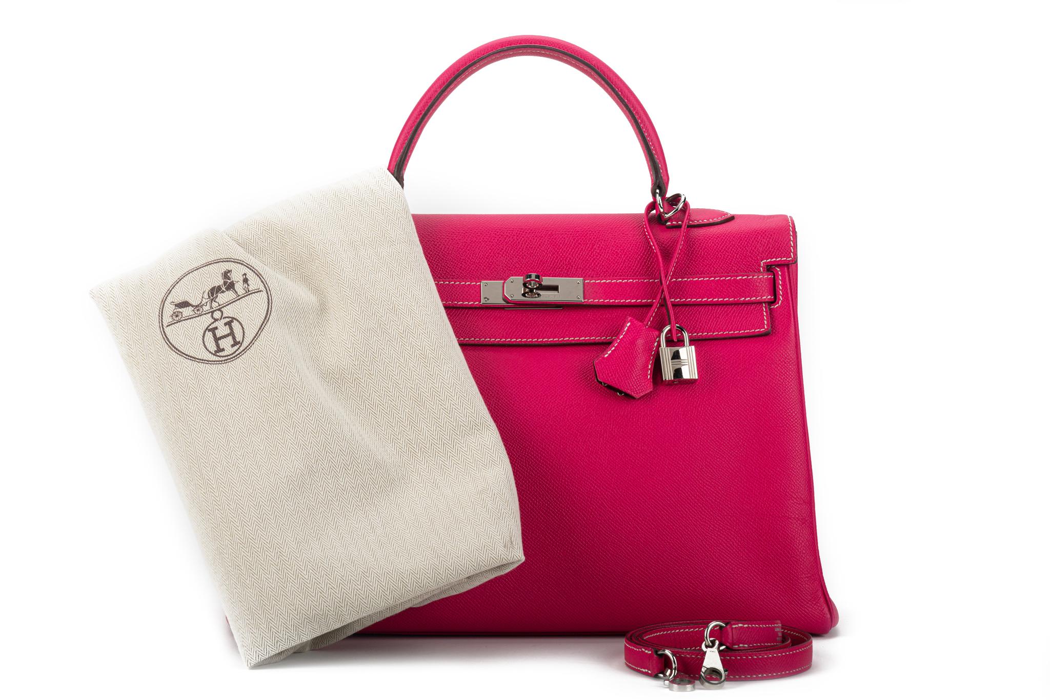 Hermès Retourentasche Candy Kelly, 35 cm, limitierte Auflage, außen aus roséfarbenem Epsom-Leder, innen aus Tosca-Chèvre-Mysore und mit Palladiumbeschlägen. Henkelfall, 3,5