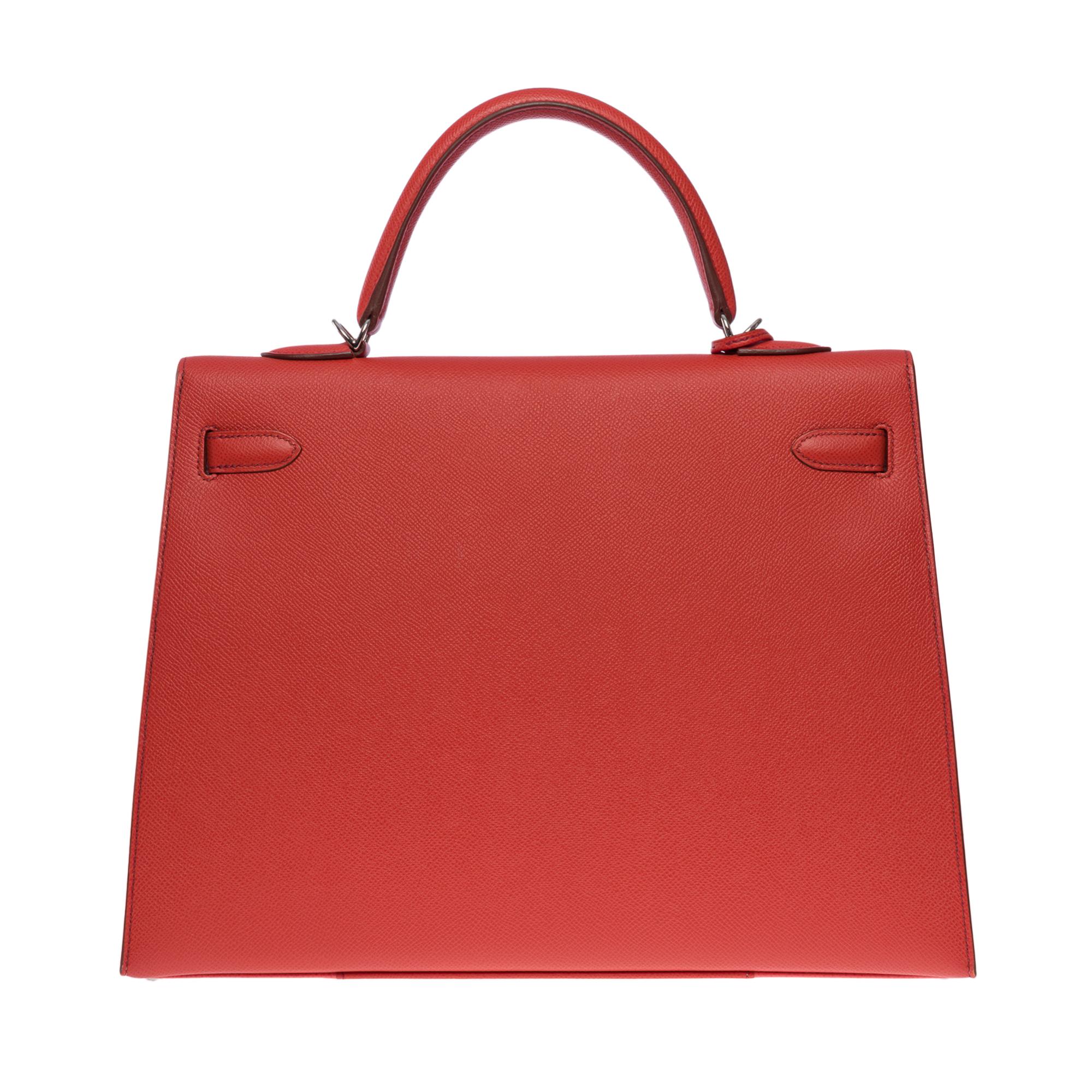 Hermès Kelly 35 Flag strap in Pink corail / Flamingo epsom leather, PHW In Excellent Condition In Paris, IDF