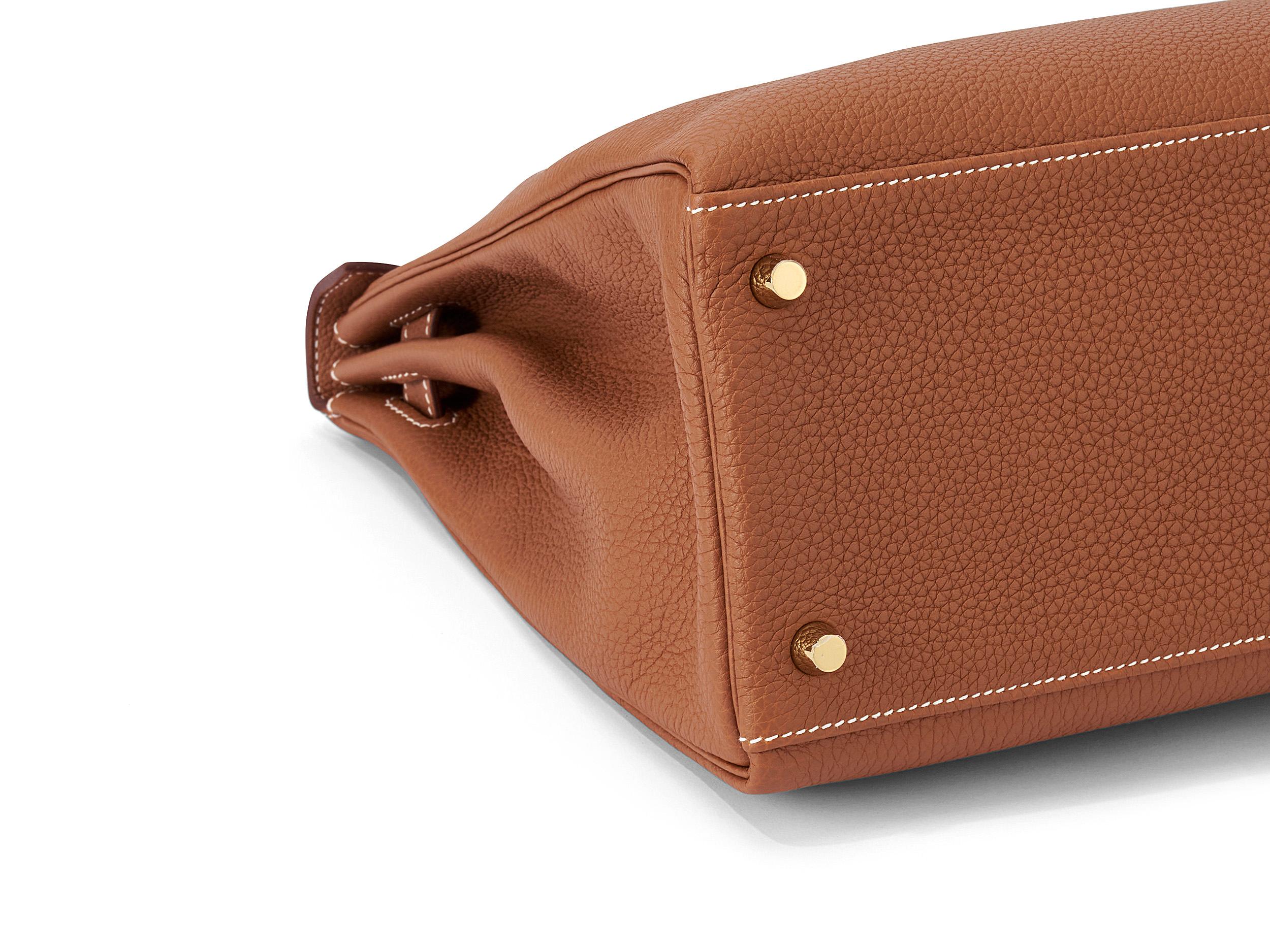 Hermès Kelly 35 Gold Togo Gold Hardware für Damen oder Herren im Angebot