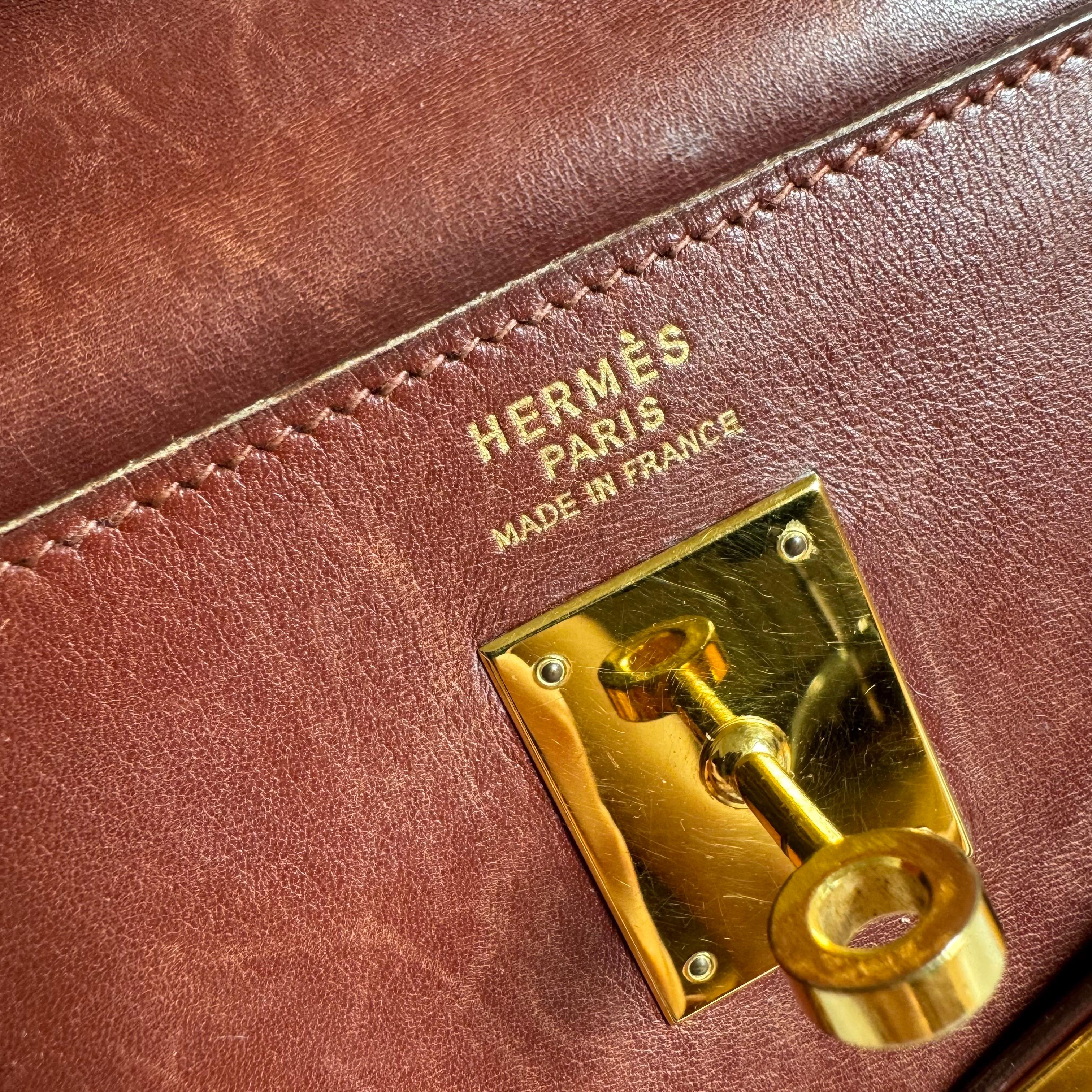 Hermes Kelly 35 Retourne Scatola Marrone Pelle di Vitello Hardware Oro in vendita 12