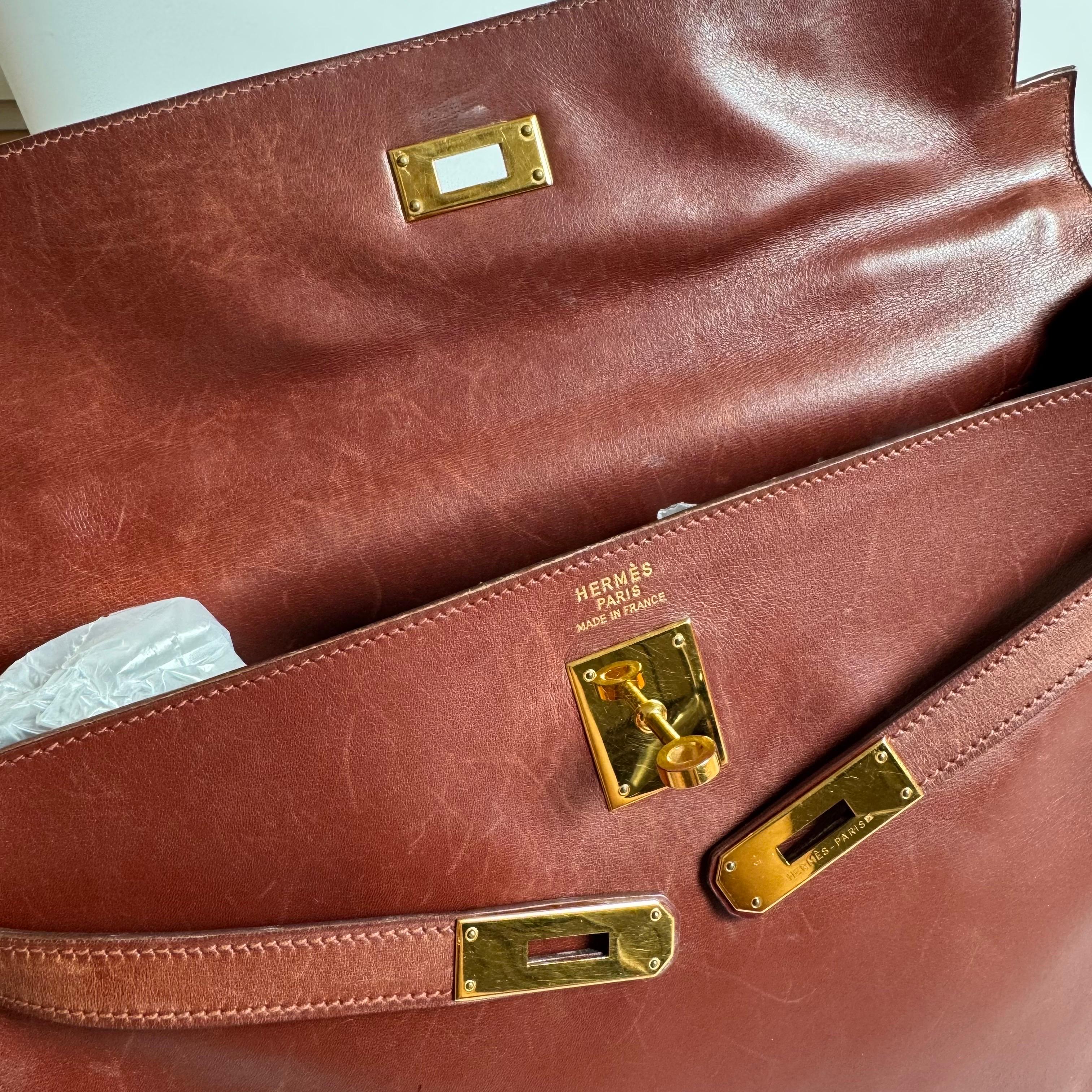 Hermes Kelly 35 Retourne Scatola Marrone Pelle di Vitello Hardware Oro in vendita 13
