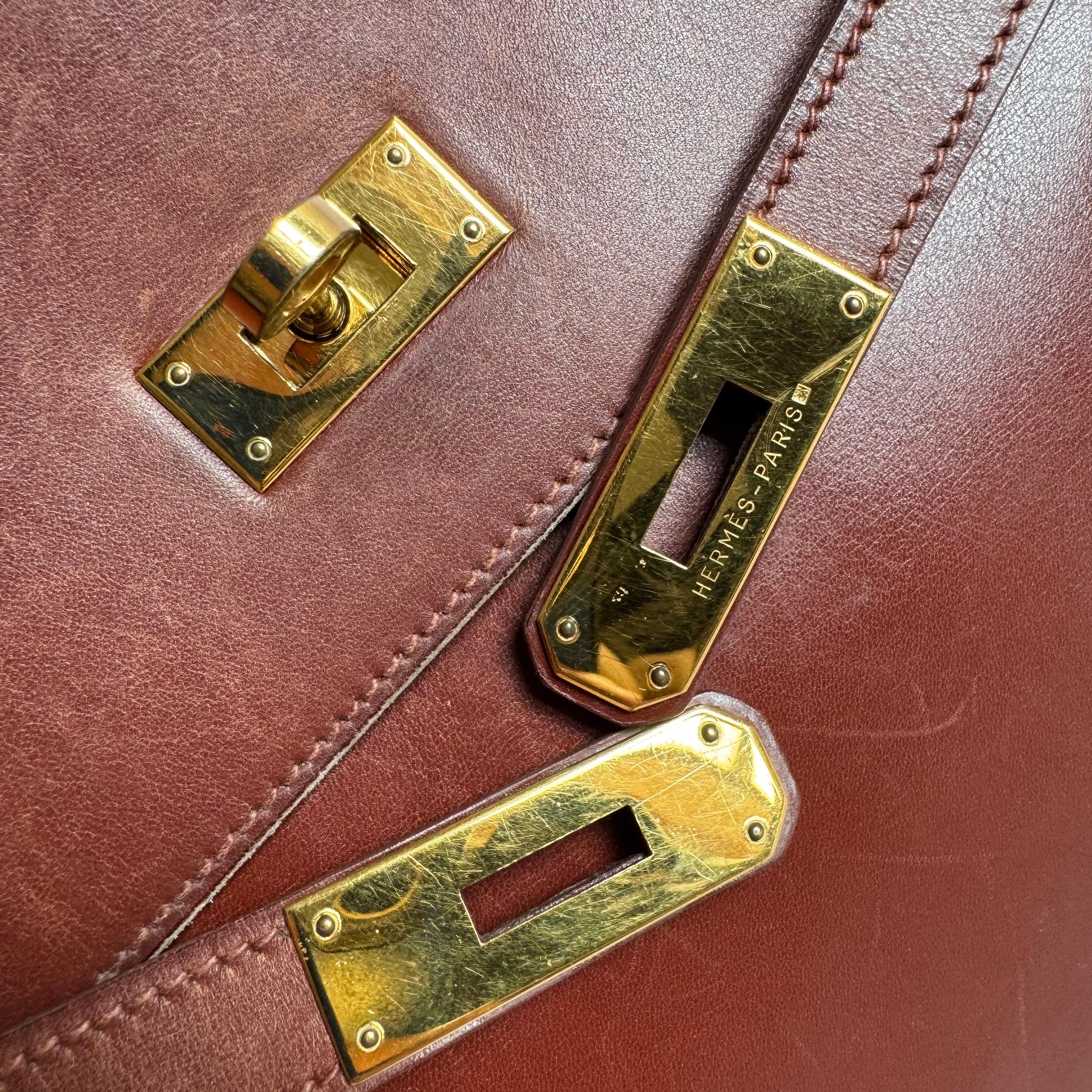 Hermes Kelly 35 Retourne Scatola Marrone Pelle di Vitello Hardware Oro in vendita 16