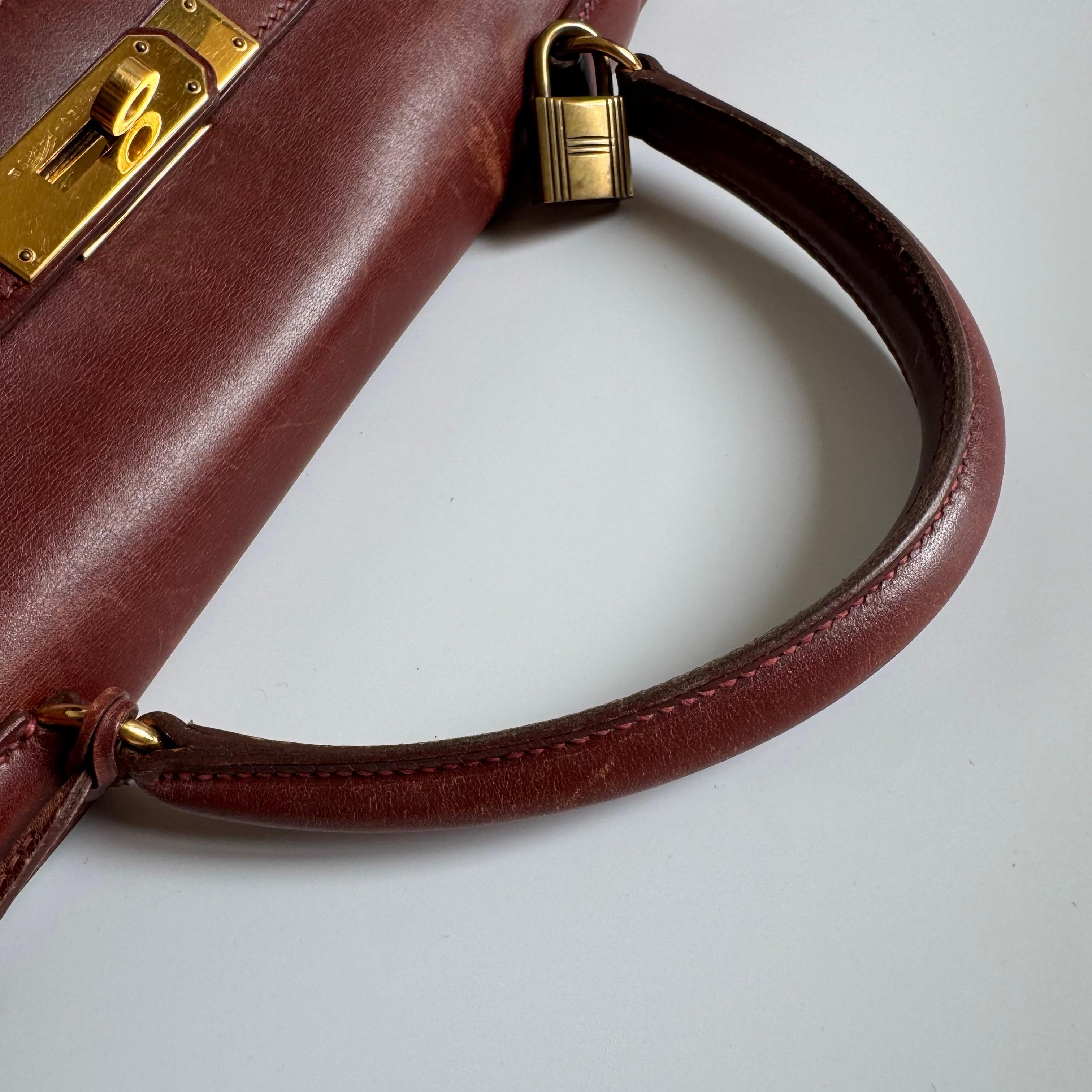 Hermes Kelly 35 Retourne Scatola Marrone Pelle di Vitello Hardware Oro in vendita 2