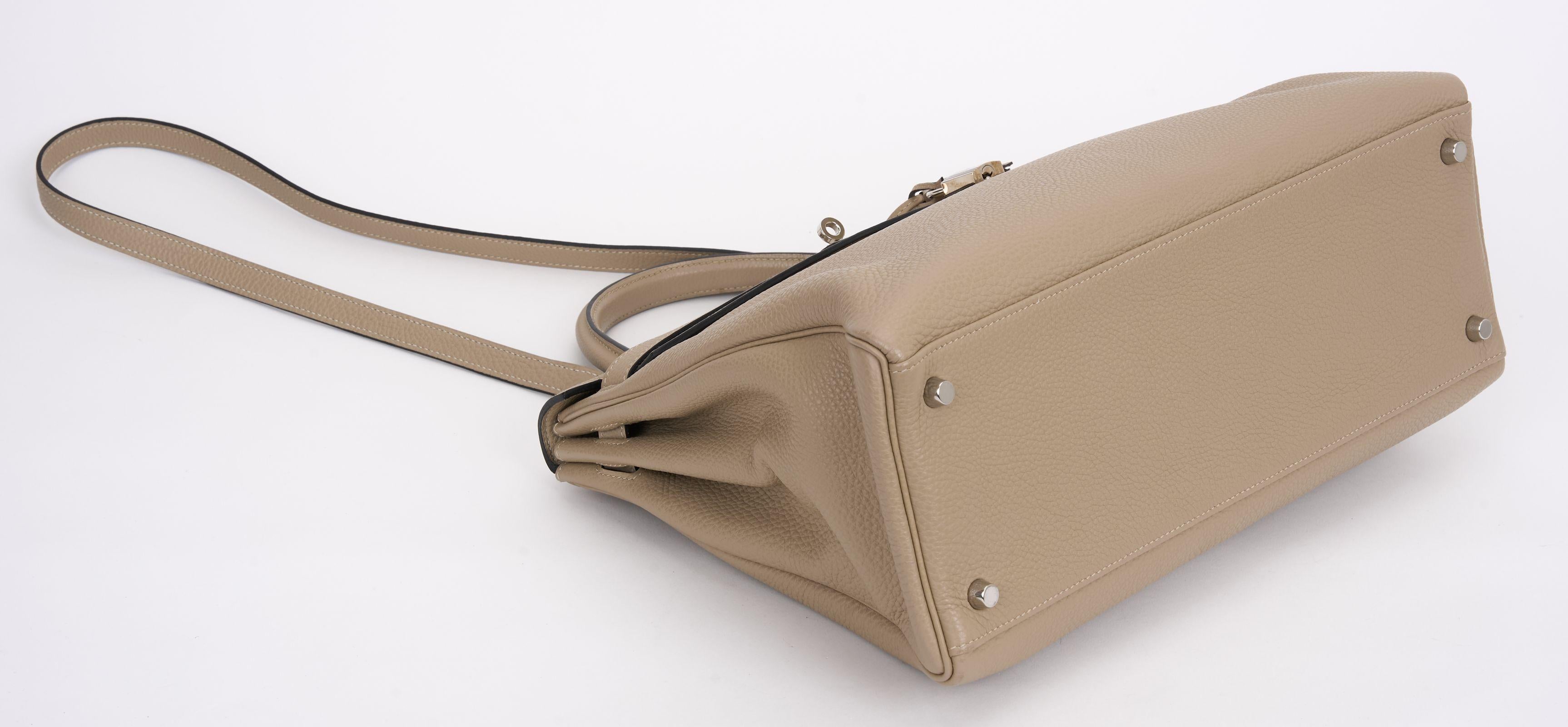 Women's Hermès Kelly 35 Retourné Gris Tortorelle For Sale