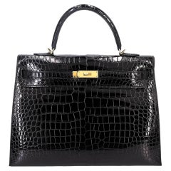HERMES Kelly 35 Sellier Black Porosus Crocodile Gold Hardware Top Handle Bag