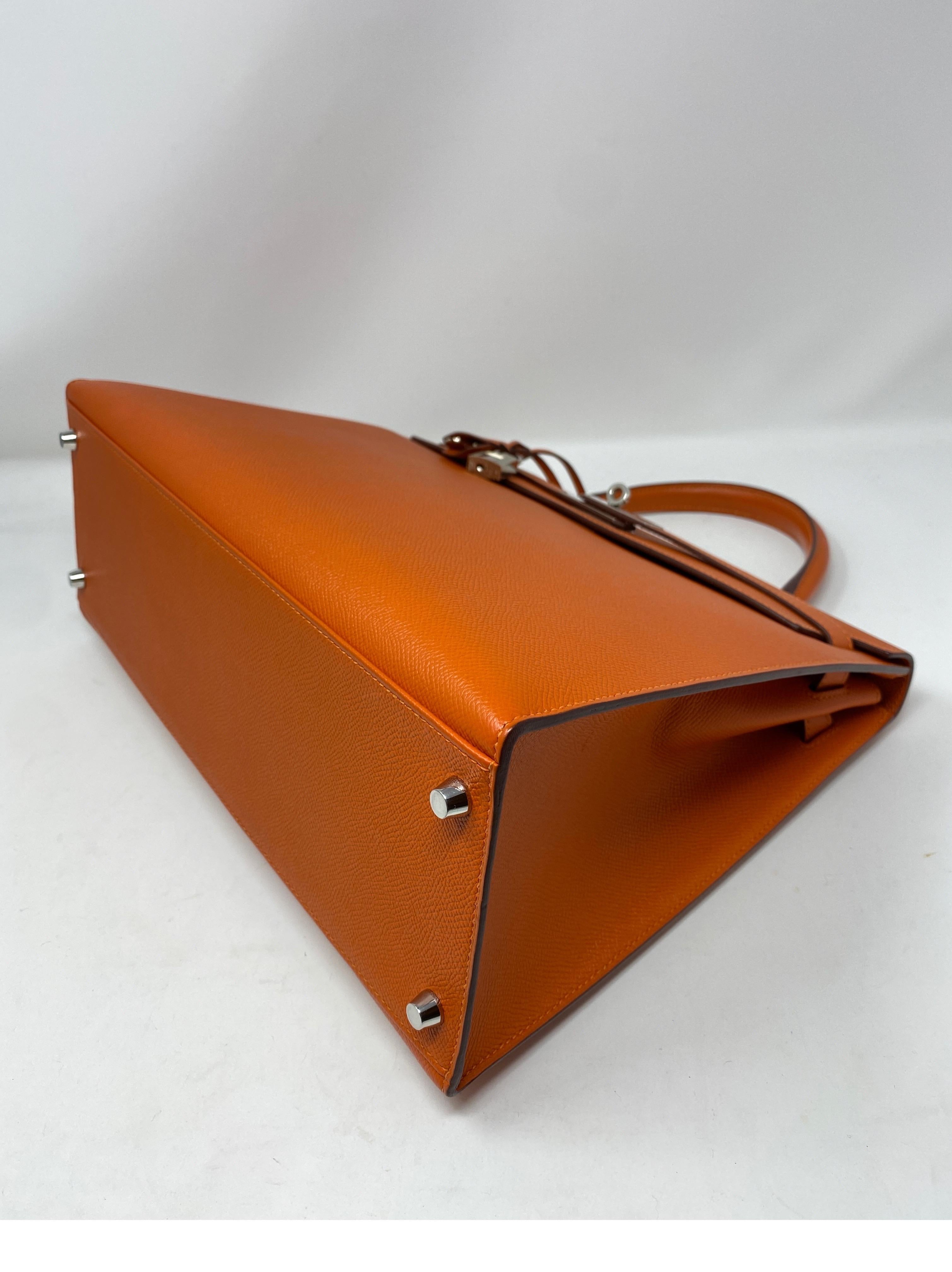 Hermes Kelly 35 Sellier Feu Bag  In Excellent Condition In Athens, GA