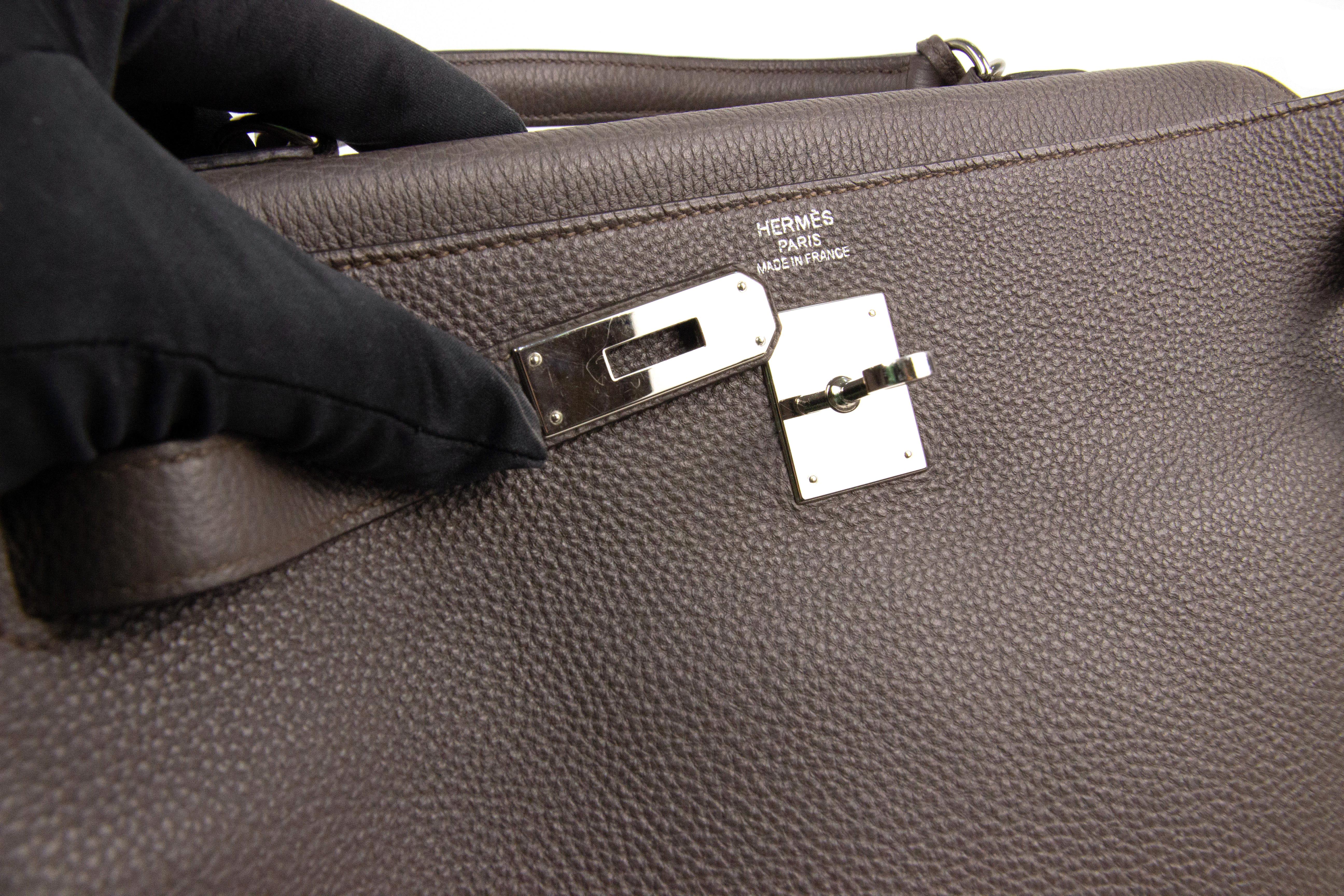 Hermes Kelly 35 Togo Leather Etain Retourne Gold Hardware Bag en vente 1