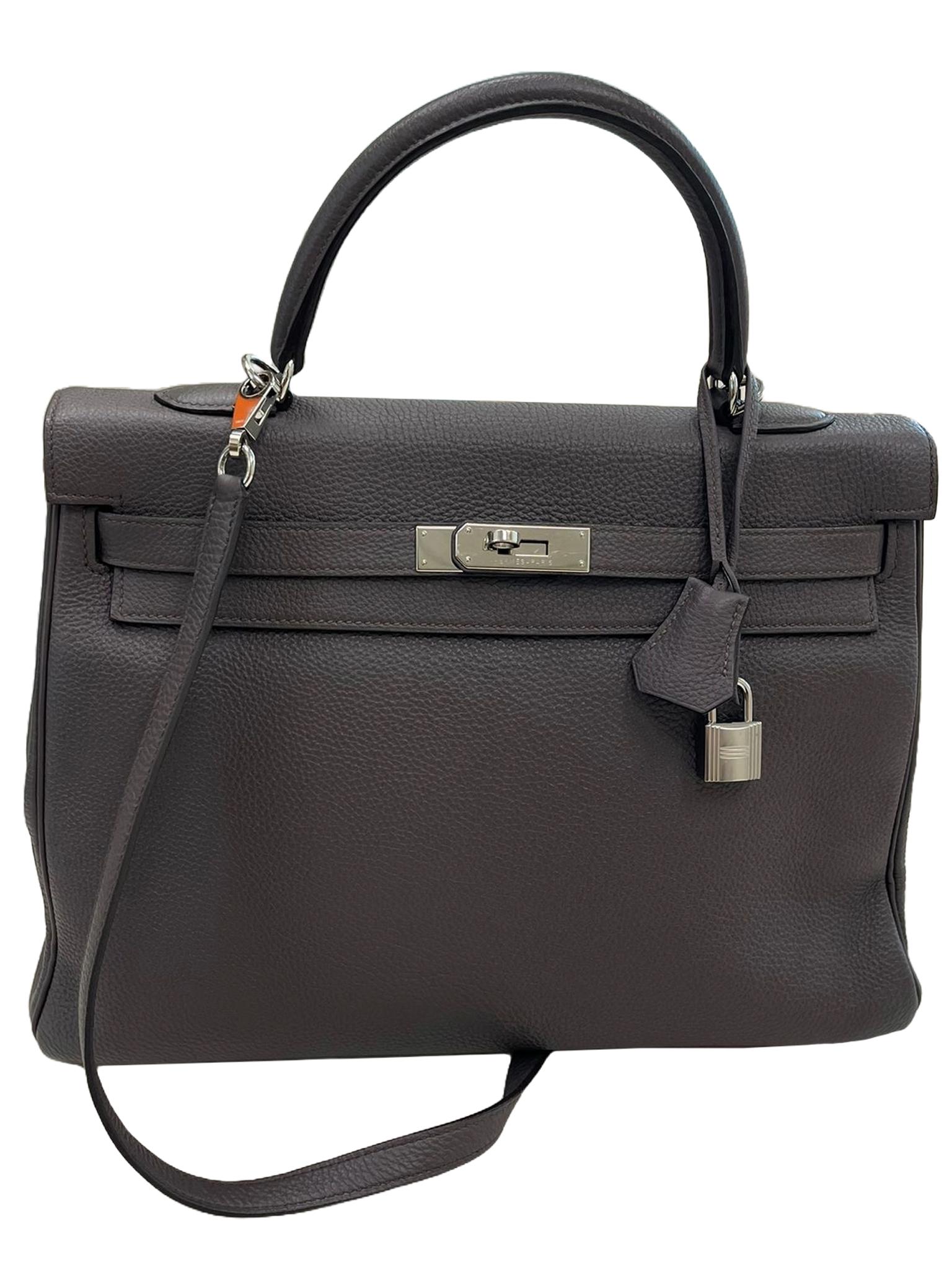 Hermes Kelly 35 Togo Leather Etain Retourne Palladium Hardware Bag In Excellent Condition For Sale In Aventura, FL