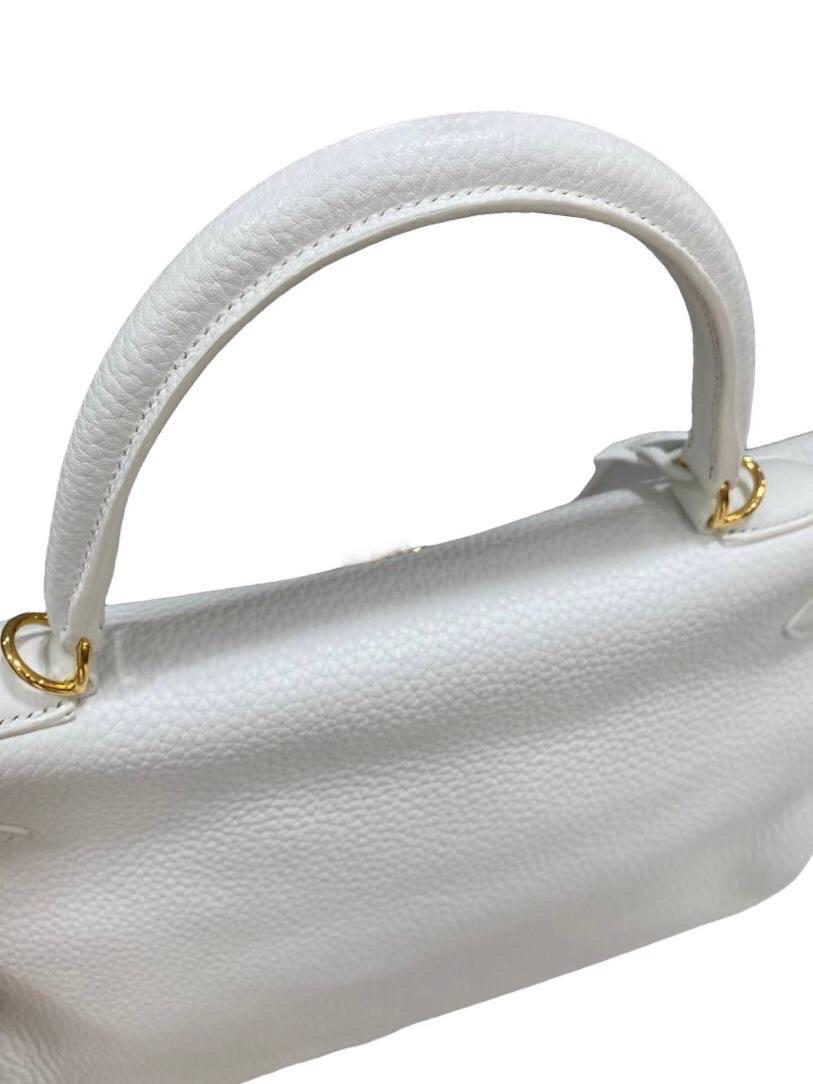 Hermes Kelly 35 White Togo Top Handle Bag In Excellent Condition In Torre Del Greco, IT