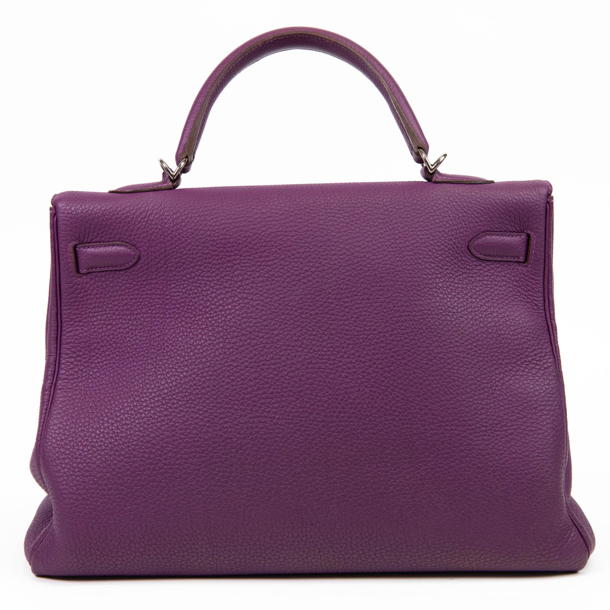Viola Hermès Kelly 35cm Clemence Borsa in pelle Retourne Ultraviolet Hardware Palladium in vendita