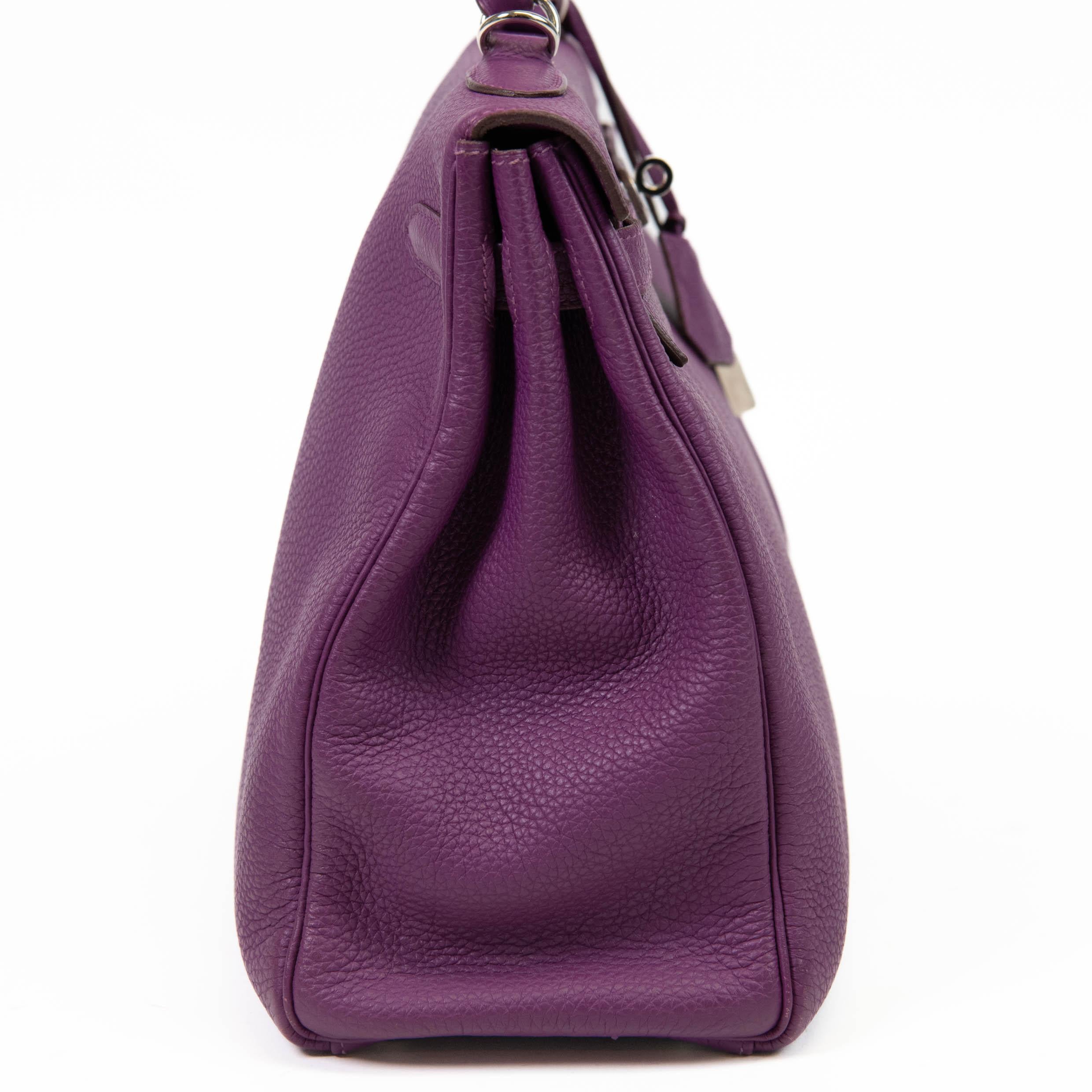 Hermès Kelly 35cm Clemence Borsa in pelle Retourne Ultraviolet Hardware Palladium In condizioni buone in vendita a Corona Del Mar, CA