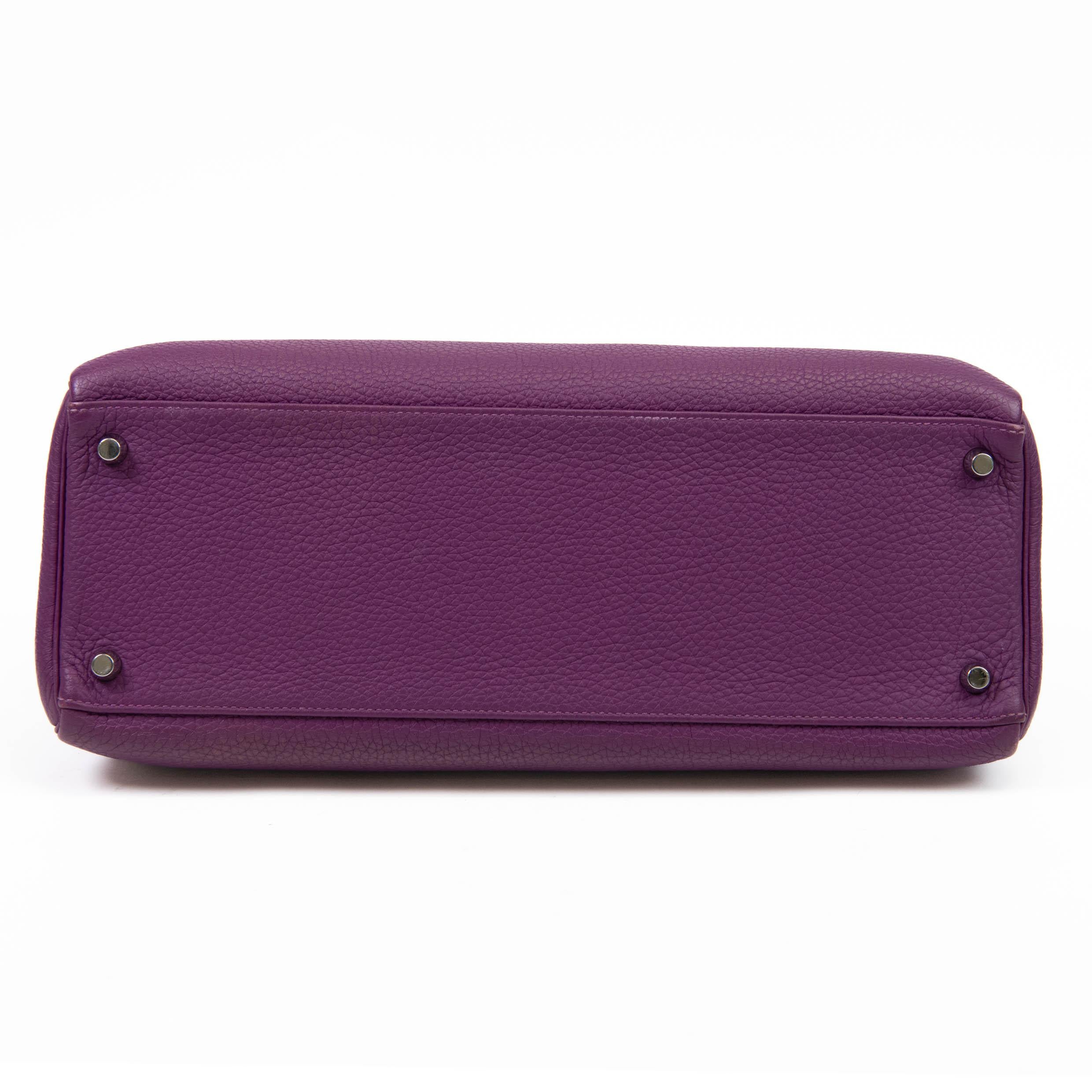 Hermès Kelly 35cm Clemence Borsa in pelle Retourne Ultraviolet Hardware Palladium in vendita 1