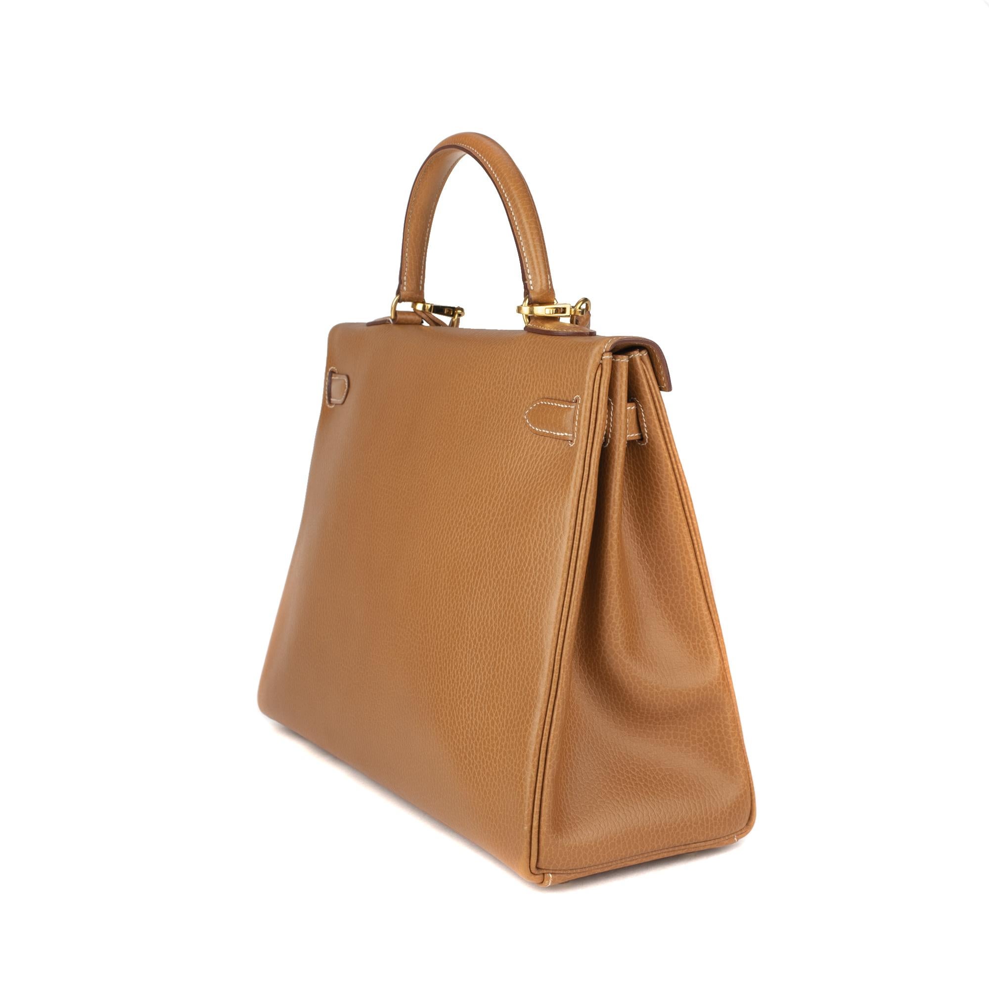 Handbag Hermes Kelly 35 in Gold Ardennes Leather, GHW, optimal condition ! In Excellent Condition In Paris, IDF