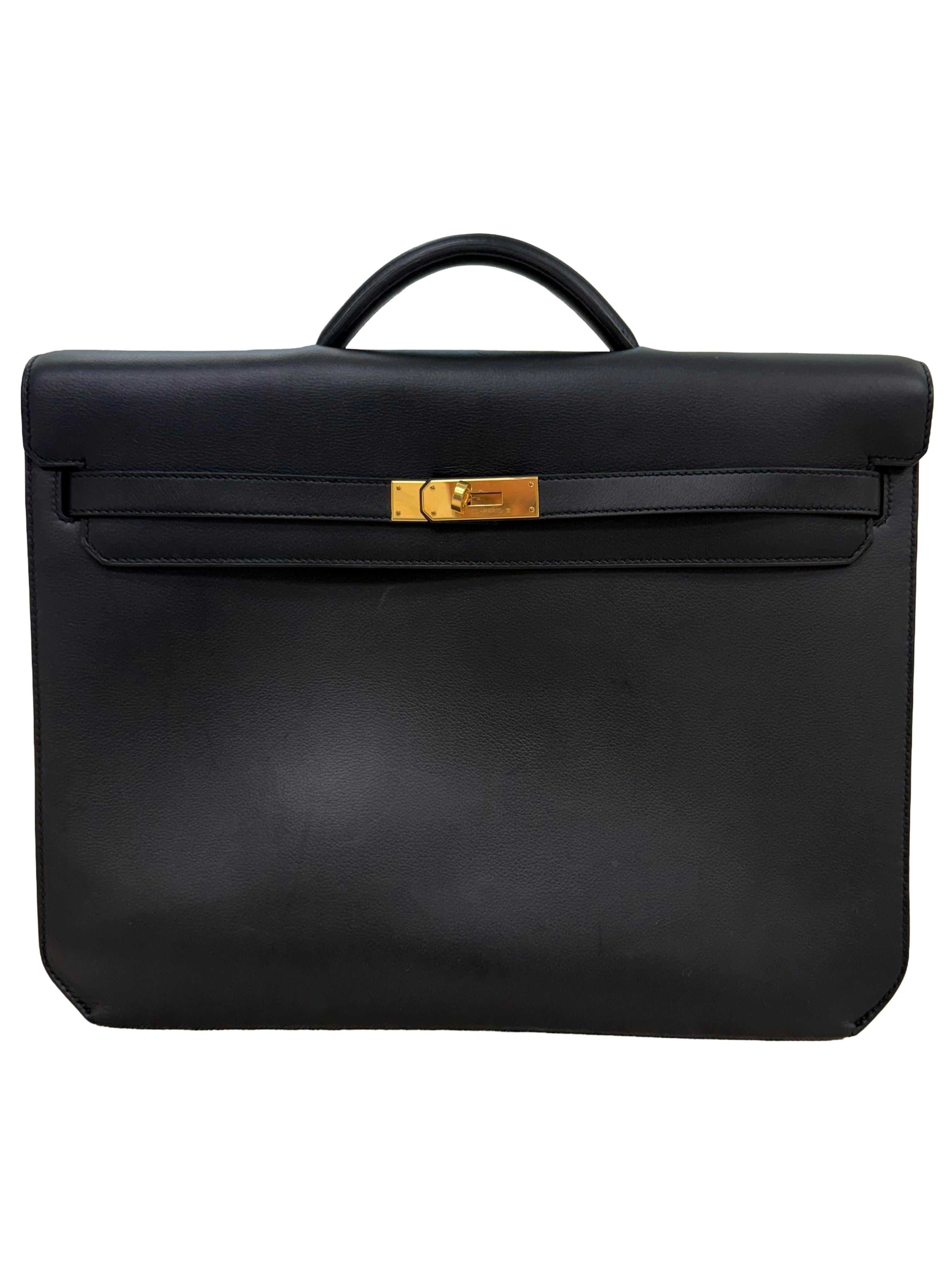 Nero Hermes Kelly 36 Noir Epsom Leather With Gold Hardware Handbag in vendita