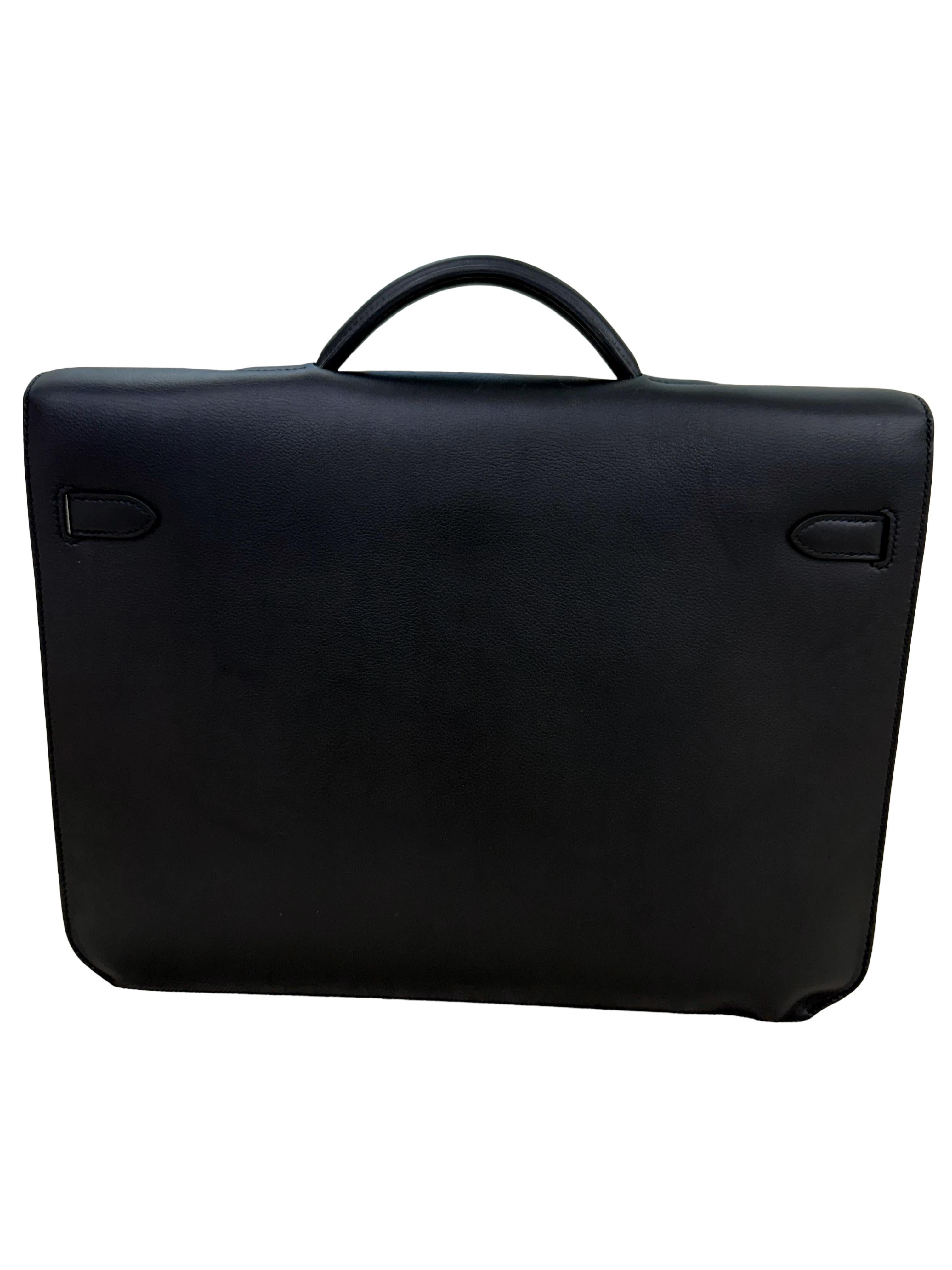 Hermes Kelly 36 Noir Epsom Leather With Gold Hardware Handbag in vendita 3