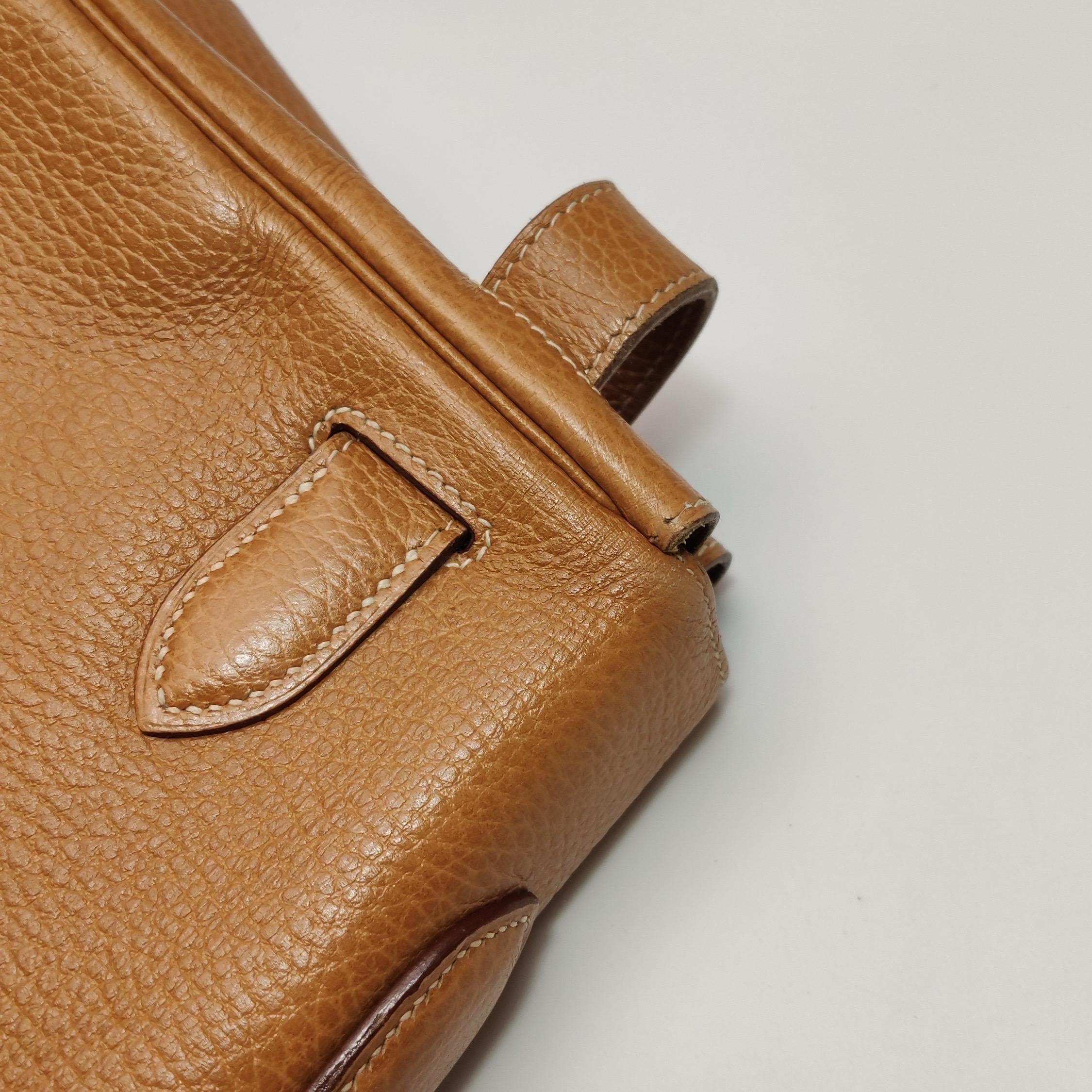 Hermes Kelly 40 Retourne Gold Togo Leather Gold Hardware 1993 en vente 10