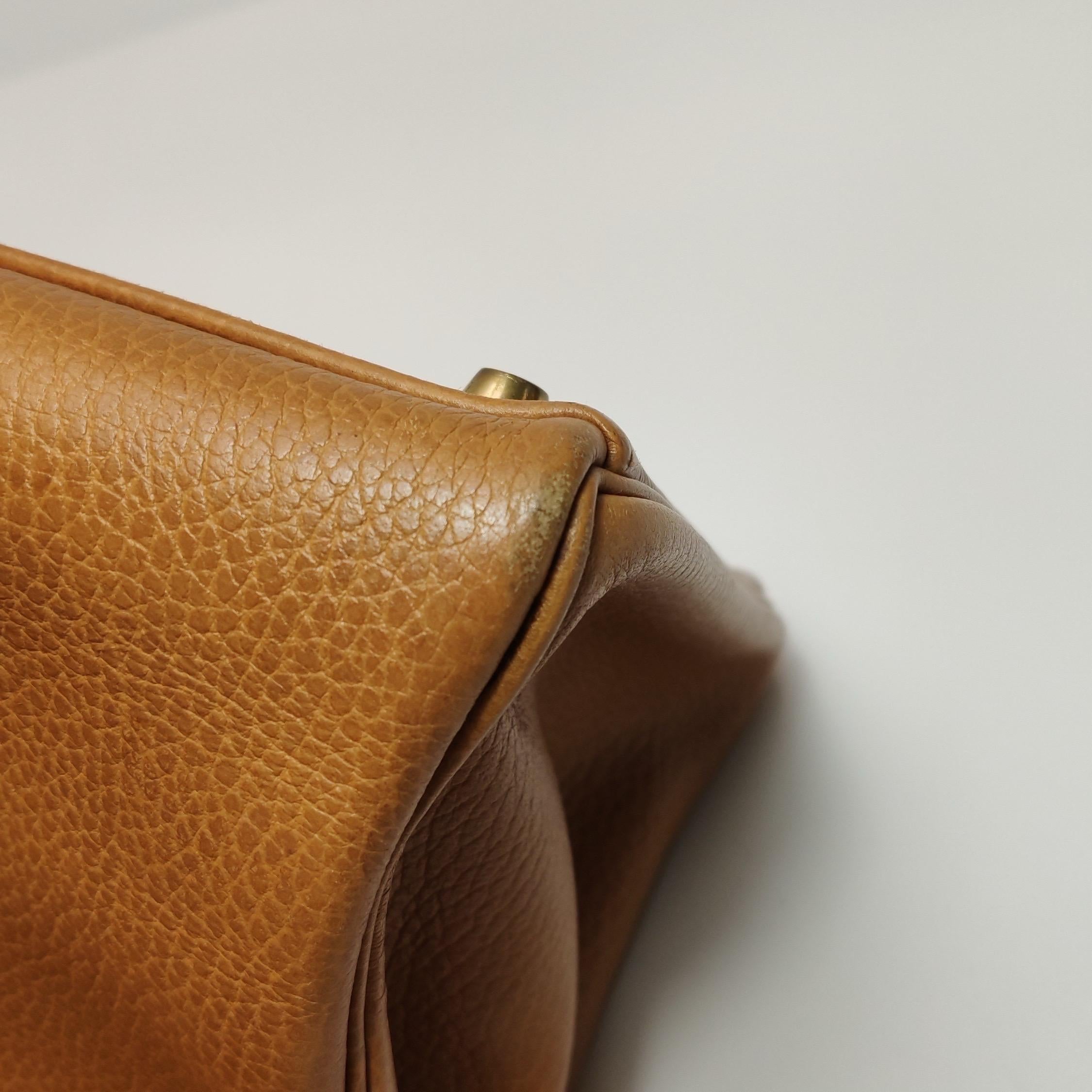 Hermes Kelly 40 Retourne Gold Togo Leather Gold Hardware 1993 en vente 13