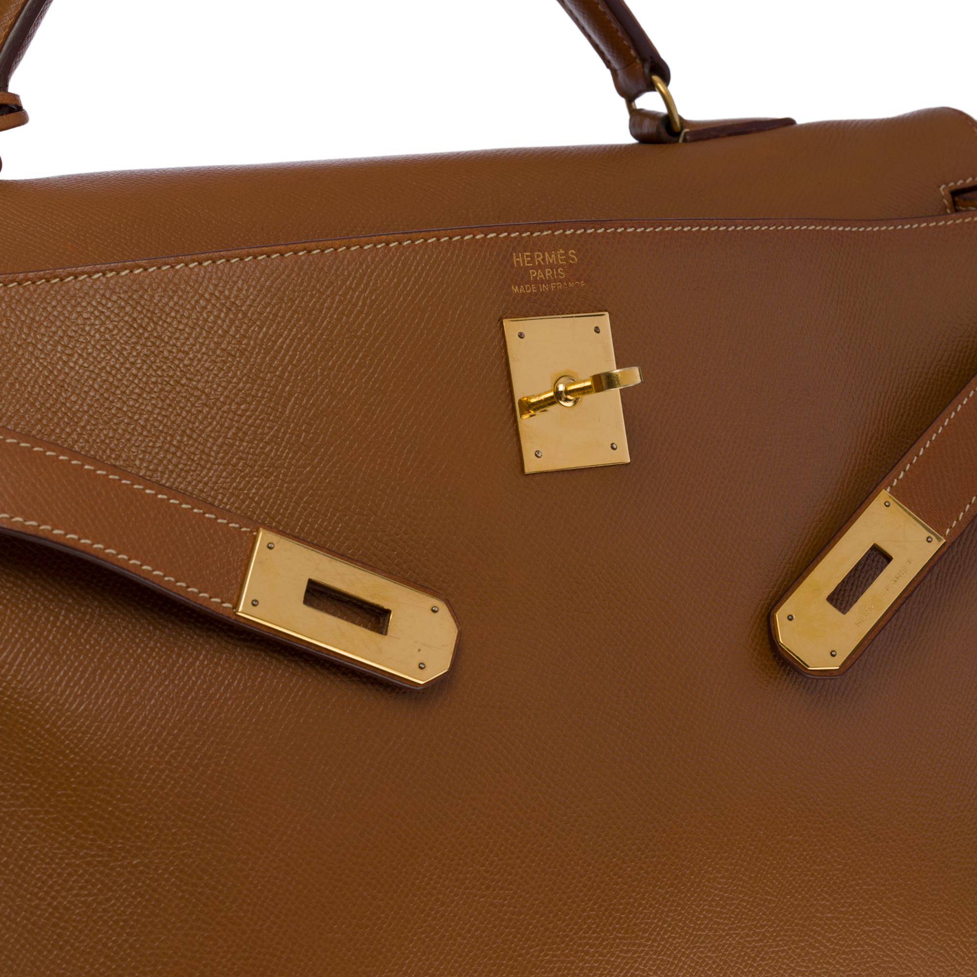 Women's Hermes Kelly 40 retourne handbag strap in Gold Courchevel leather, GHW