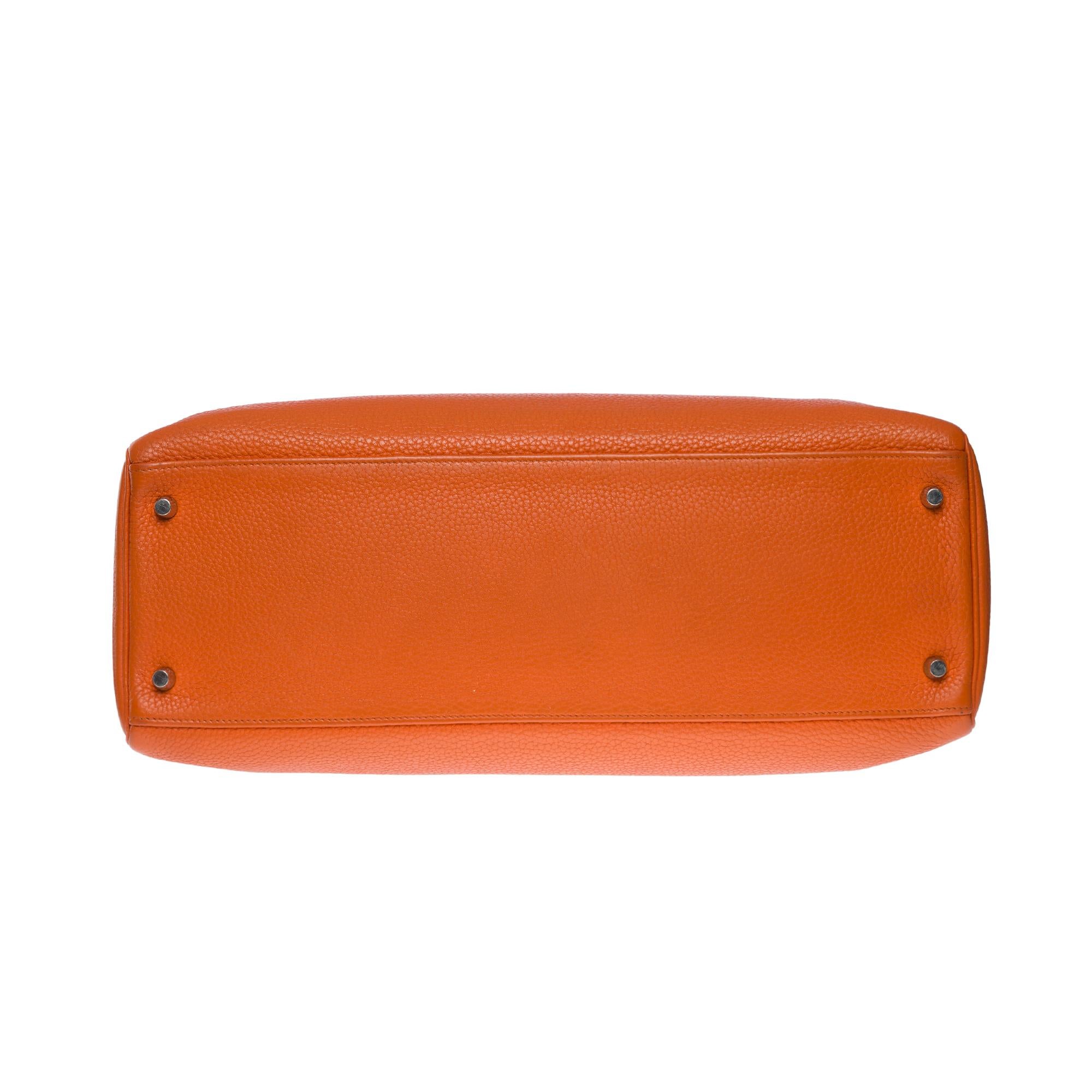 Hermes Kelly 40 retourne handbag strap in Orange Togo leather, SHW 7