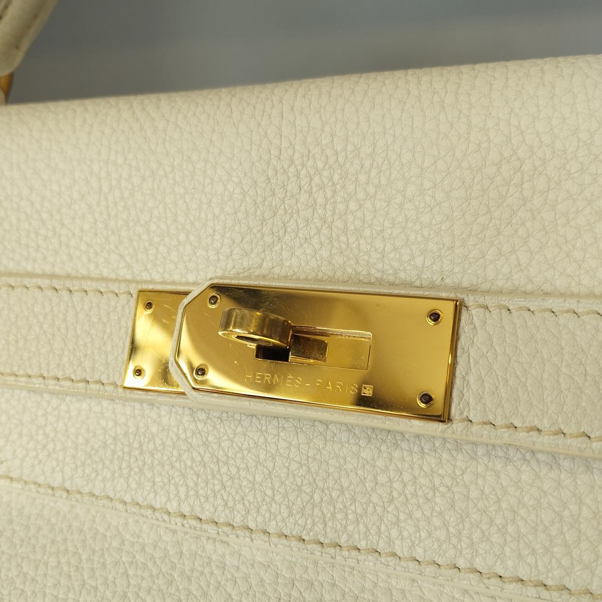 Brown Hermès Kelly 40 White Togo For Sale