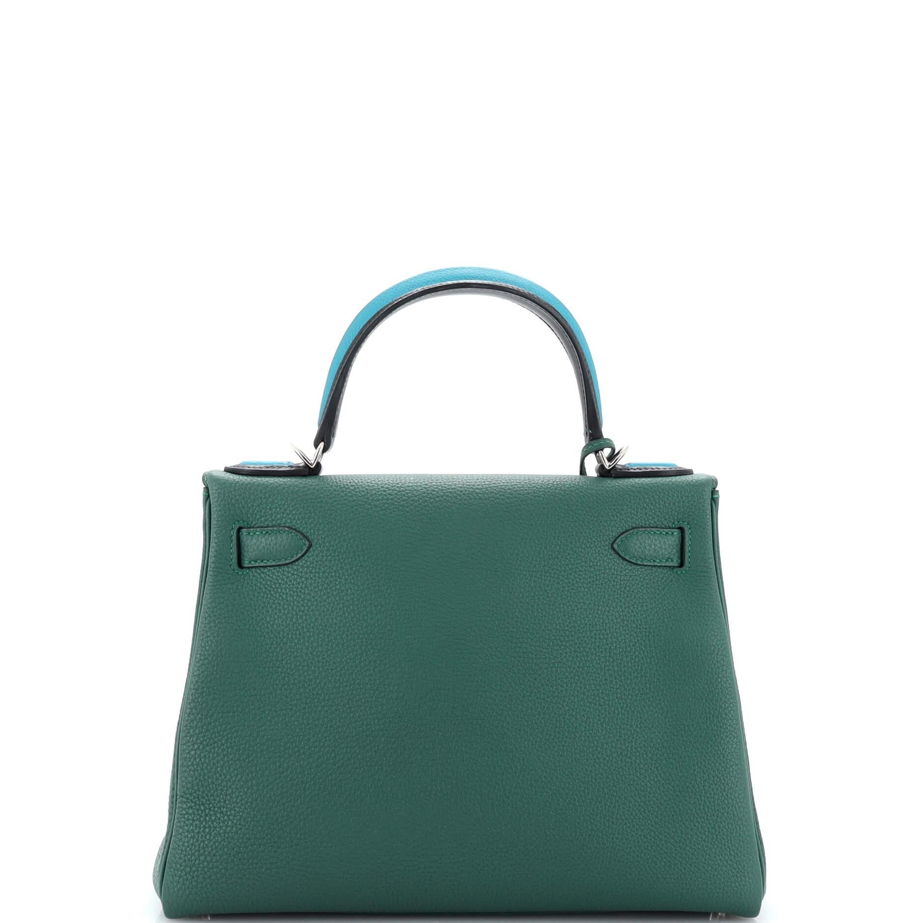Hermes Kelly Au Pas Handbag Green Togo with Palladium Hardware 28 In Good Condition For Sale In NY, NY