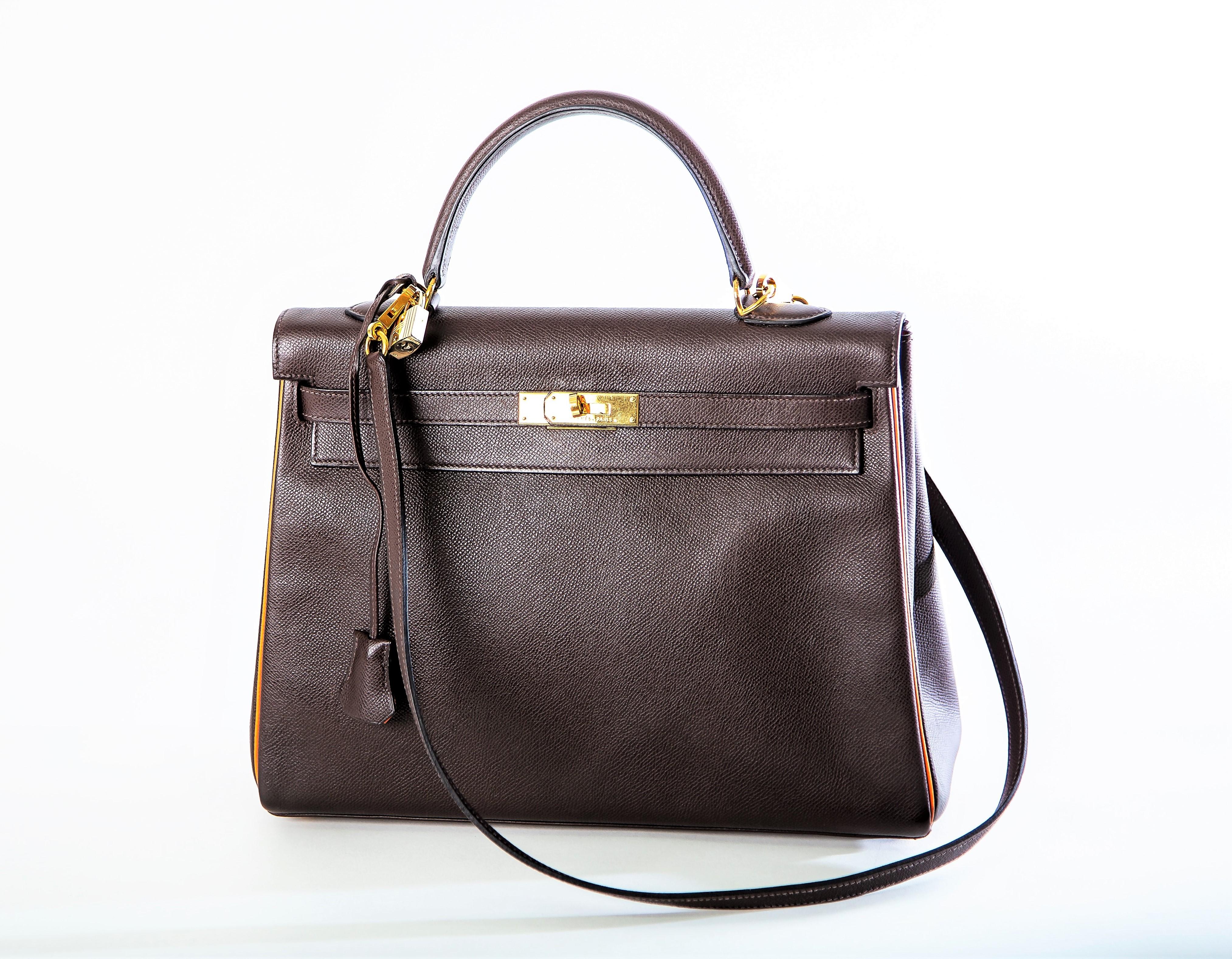 Black HERMÉS KELLY BAG, 2 way, 35 cm, Epson leather, H in squer, Kollektion 2004 For Sale