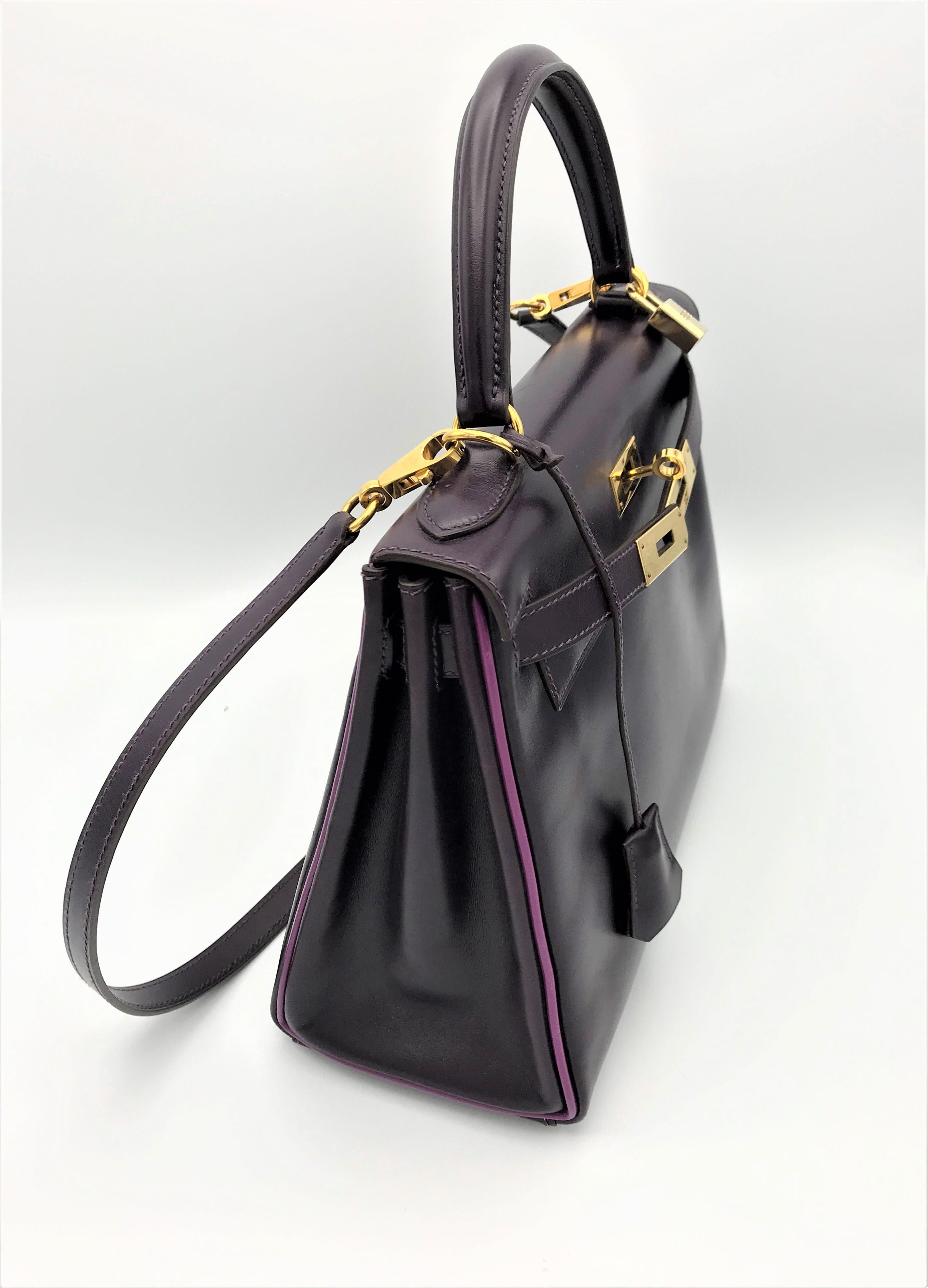 HERMÉS KELLY BAG 28 Retourne purple/pink CUSTOM,  calfskin2004 gold hardware In Excellent Condition For Sale In Stuttgart, DE