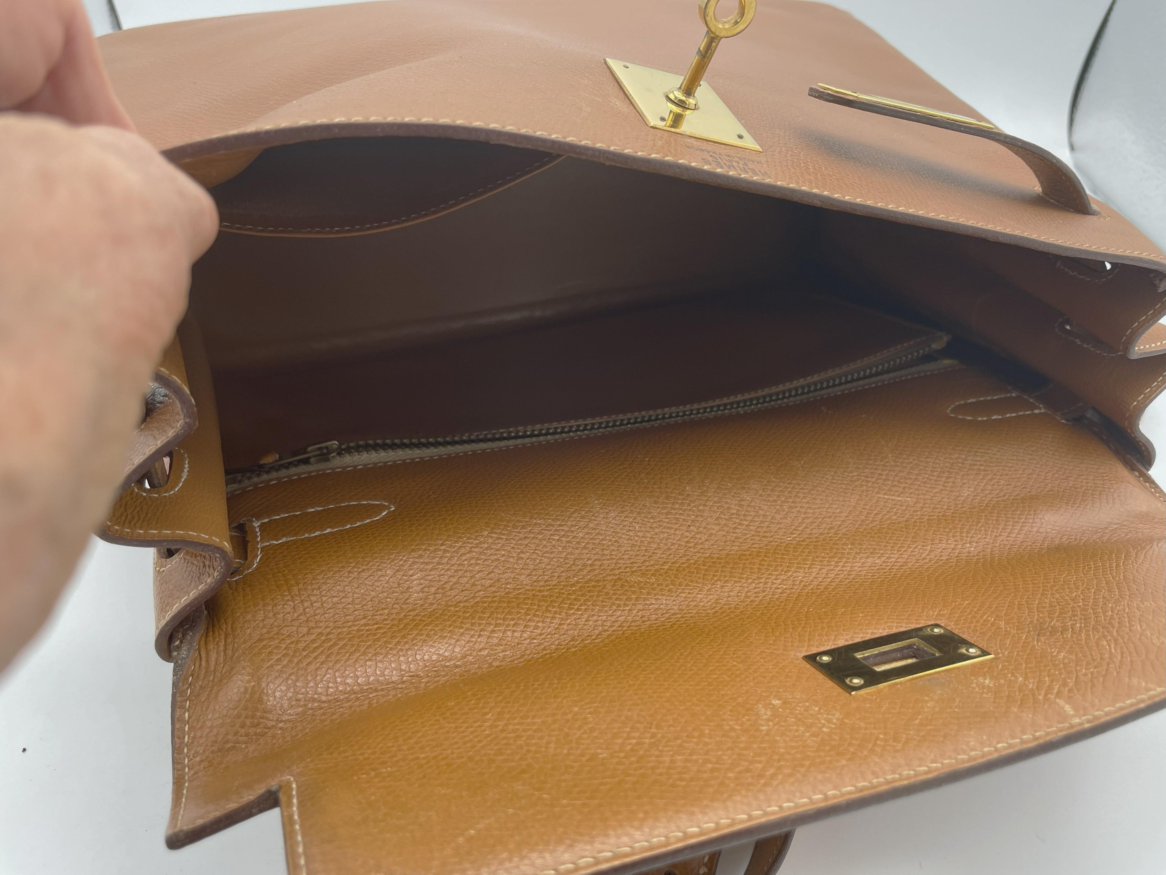 HERMES KELLY BAG; 32 cm, 2 way, retourne, Courchevel leather, 1982 = L For Sale 5