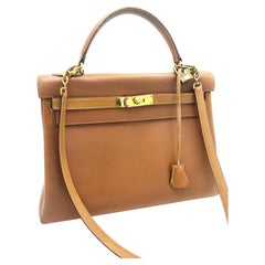 HERMES KELLY BAG ; 32 cm, 2 way, retourne, Courchevel leather, 1982 = L