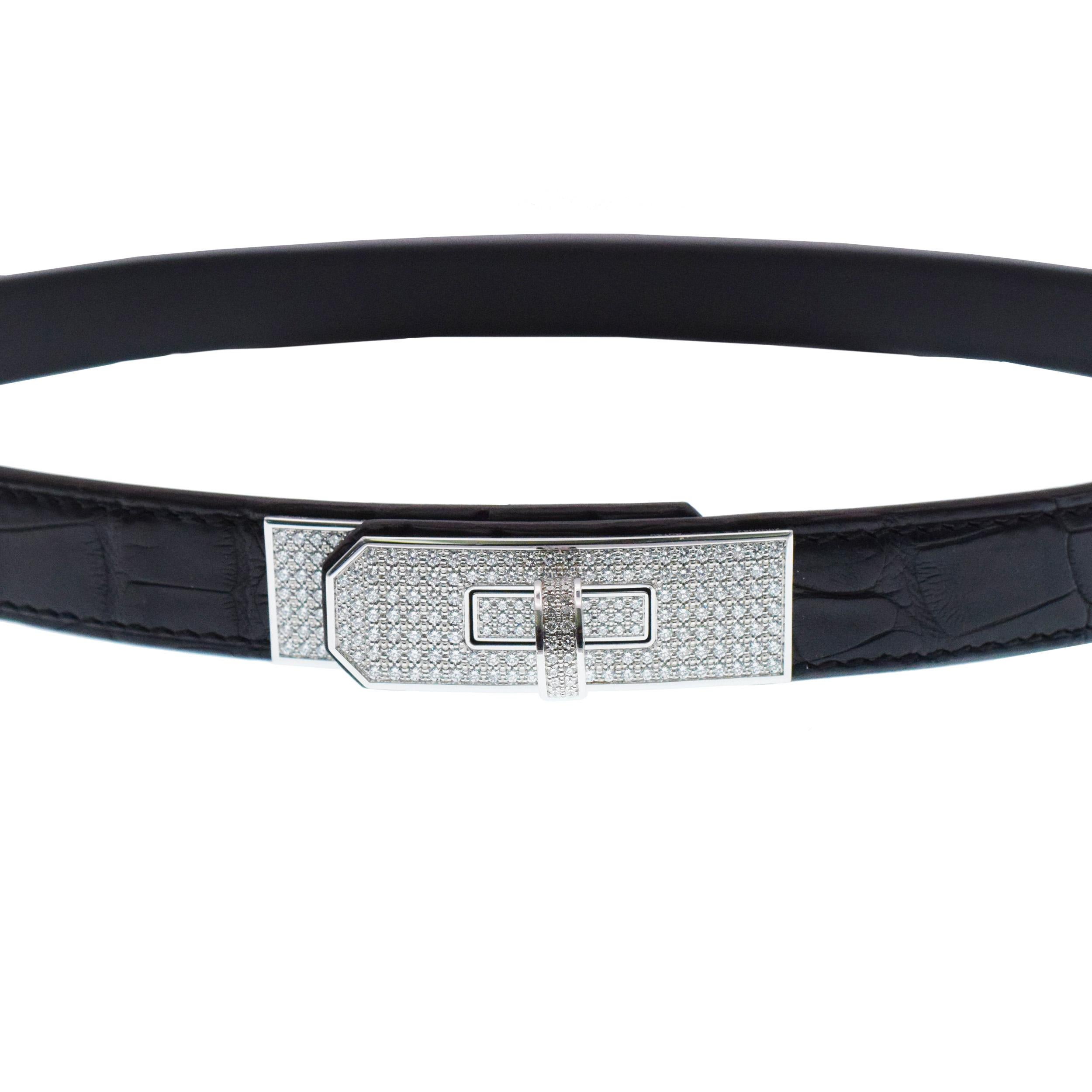 Taille ronde Boucle en diamant Hermes 
