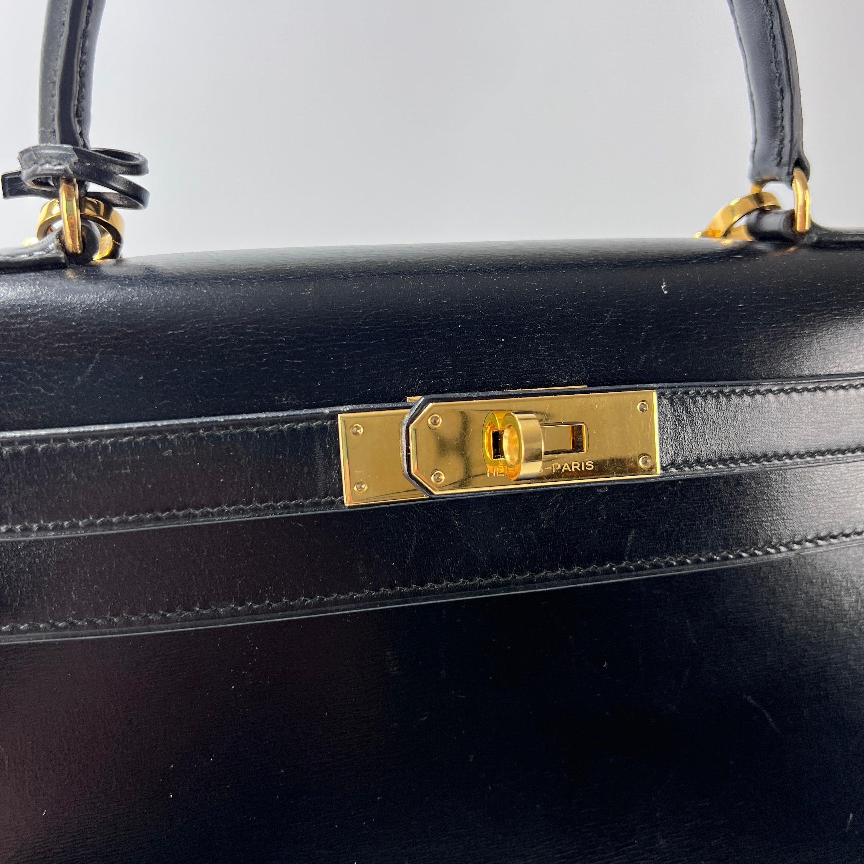 Hermès Kelly Box Calf Leather Black Gold Hardware 1983 In condizioni ottime in vendita a SAINT-OUEN-SUR-SEINE, FR