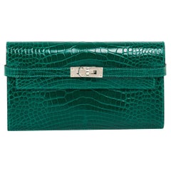 Hermes Kelly Classic Portefeuille / Clutch Emerald Alligator Lisse New w/Box