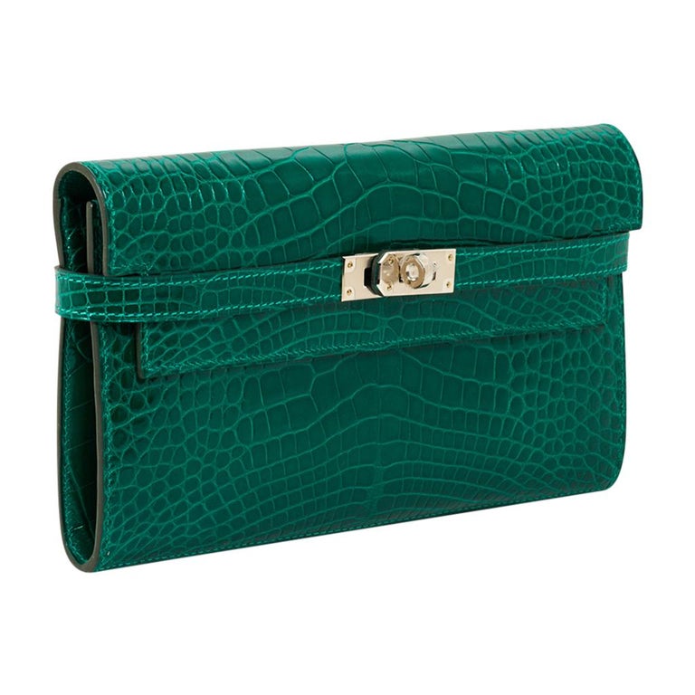 Hermes Kelly Classic Wallet / Clutch Emerald Alligator Lisse New w/Box at  1stDibs
