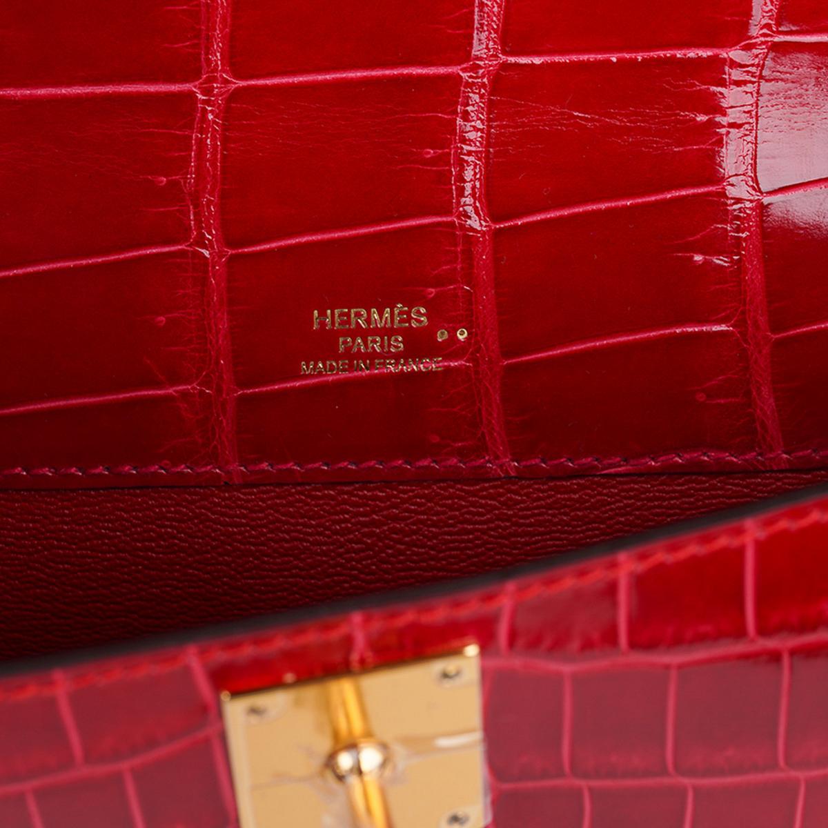 Women's Hermes Kelly Cut Braise Crocodile Clutch Bag Gold Hardware For Sale