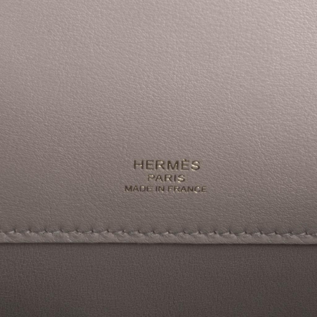 Women's Hermes Kelly Cut Bag Gris Asphalte Gray Clutch Gold Hardware Swift Leather