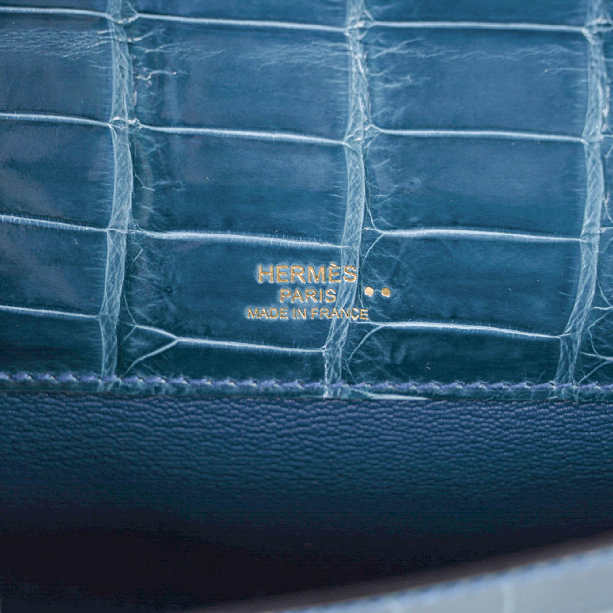 Hermes Kelly Cut Clutch Bag Blue Colvert Crocodile Gold Hardware For Sale 2