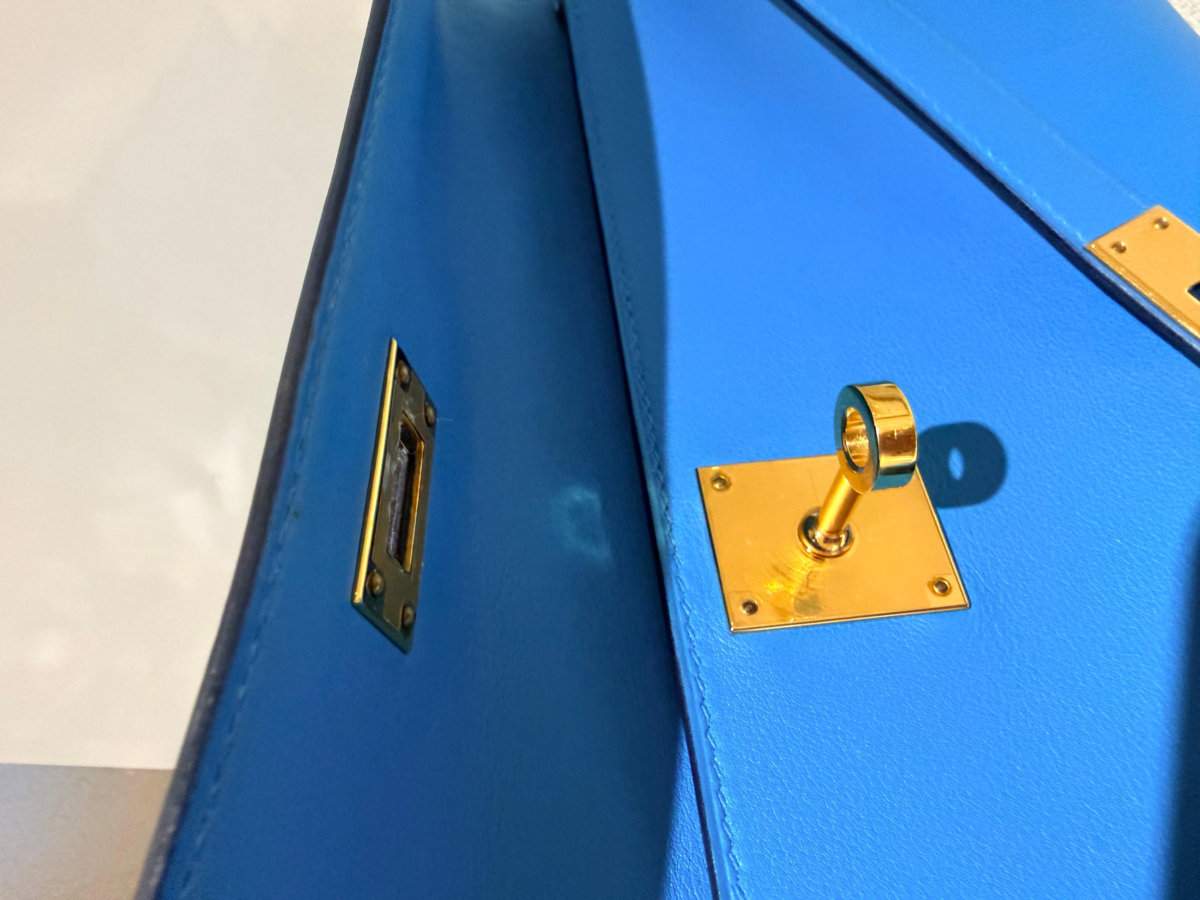 Hermes Kelly Cut clutch Blue Franc Swift Gold Hardware en vente 5