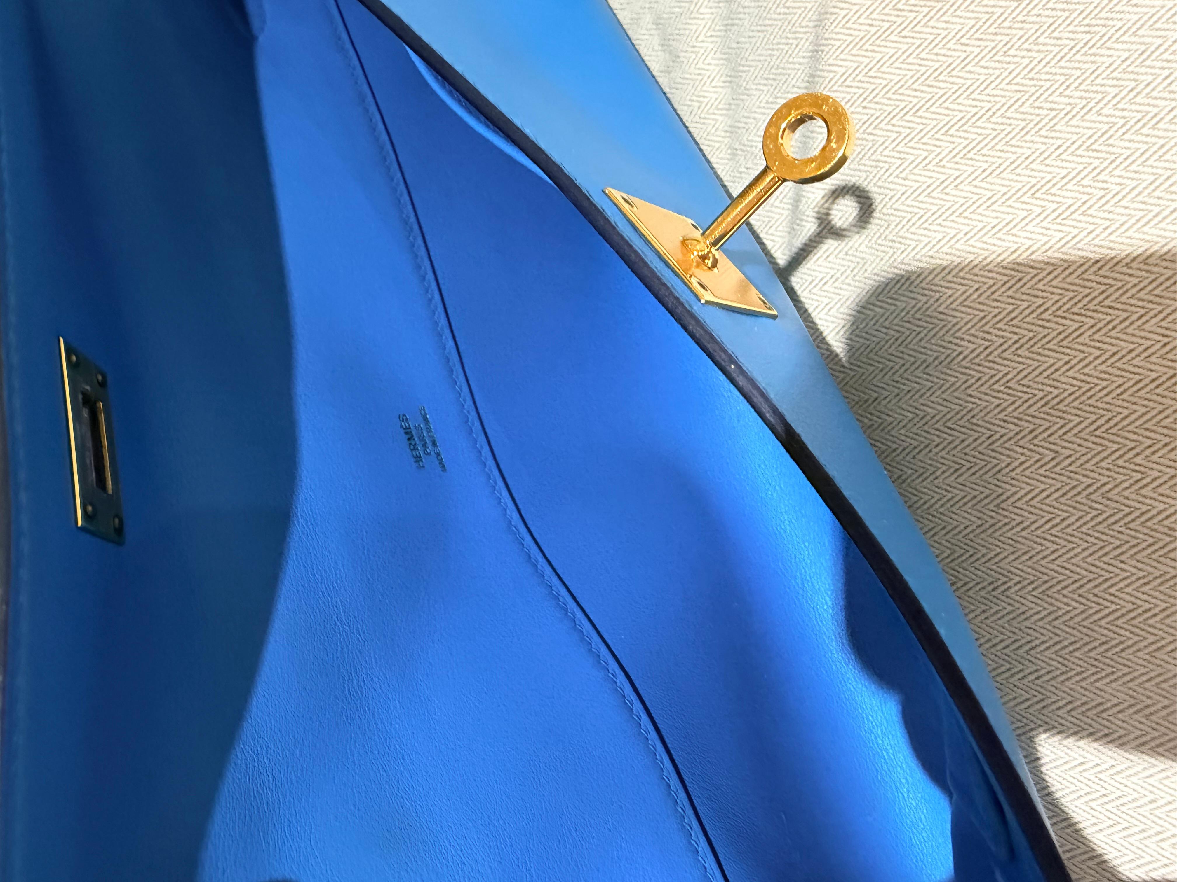 Hermes Kelly Cut clutch Blue Franc Swift Gold Hardware en vente 3
