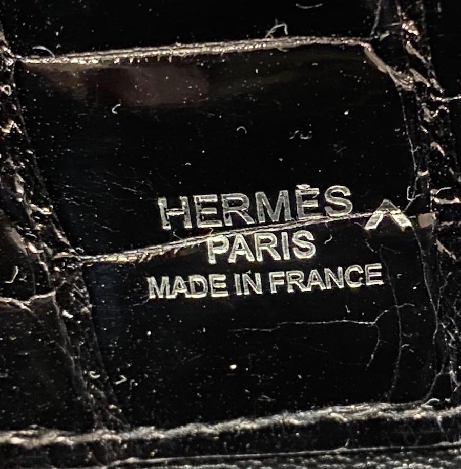 HERMES Kelly Cut Clutch aus schwarzem Porosus-Krokodil im Zustand „Neu“ in Paris, FR