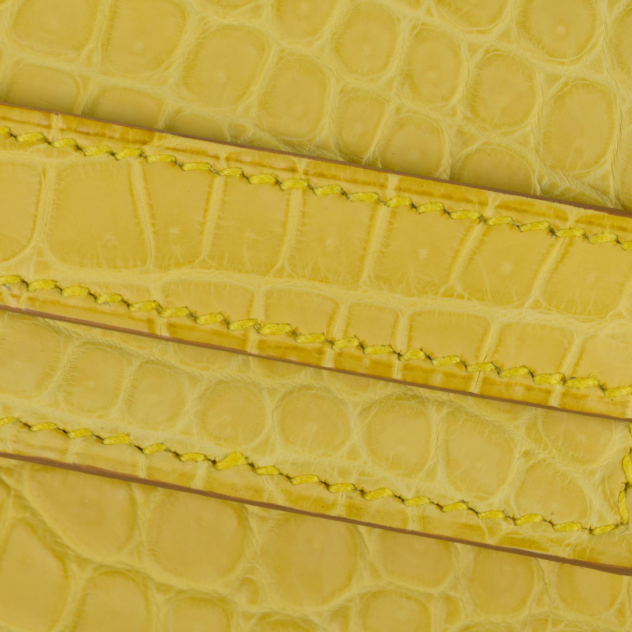 Hermès Kelly Cut Clutch Mimosa Matte Porosus Crocodile Palladium Hardware In New Condition In Sydney, New South Wales