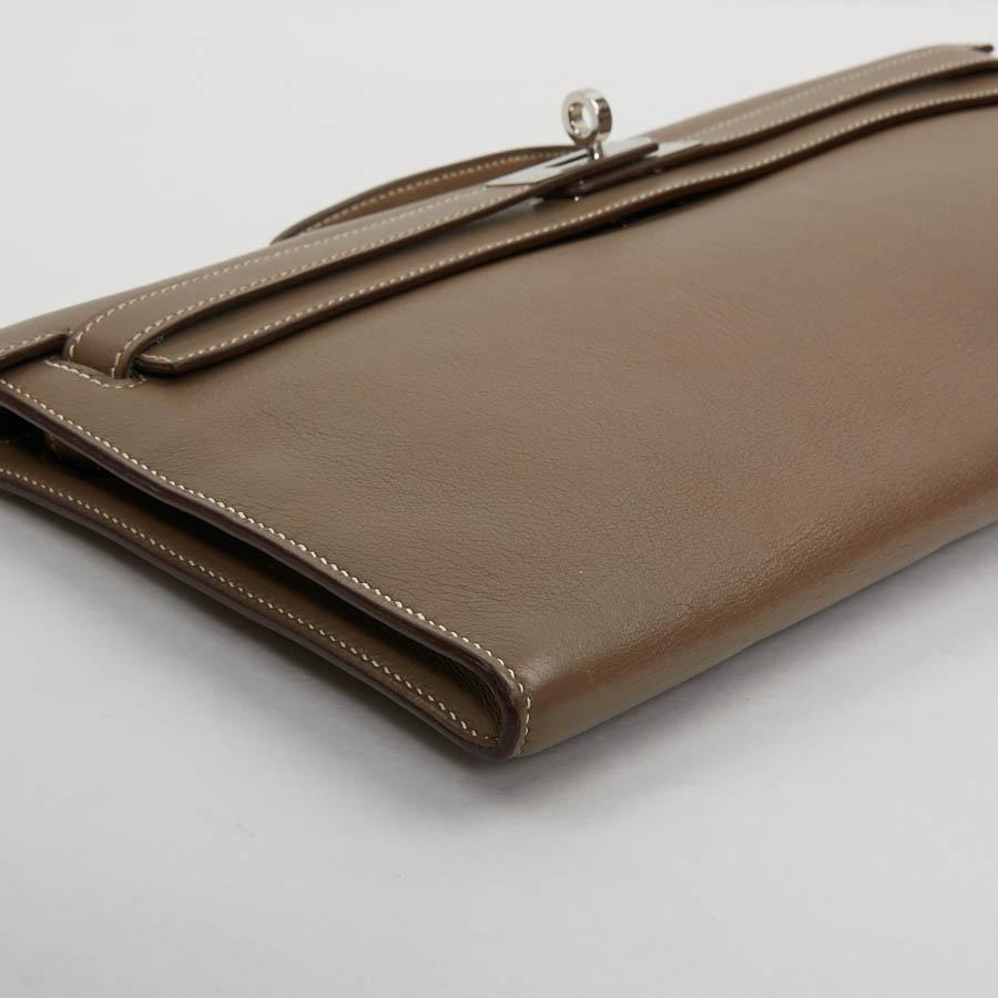 HERMES Kelly Cut In Good Condition For Sale In Paris, FR