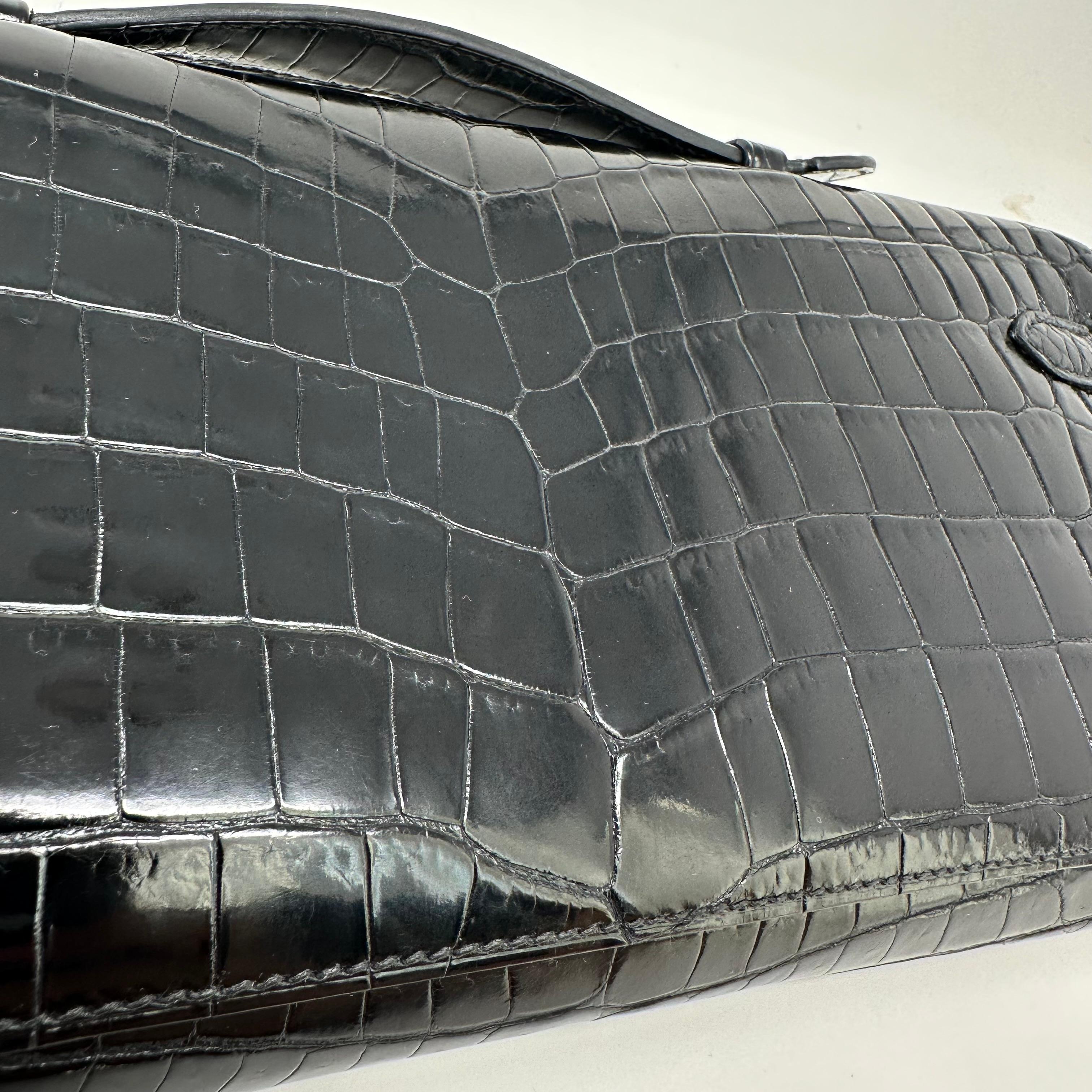 HERMES Kelly Cut 