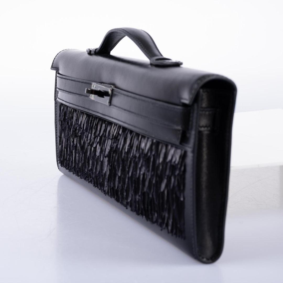 Hermès Kelly Cut So-Black Calf Box Leather with Feathers Black PVD Hardware In Excellent Condition For Sale In NYC Tri-State/Miami, NY
