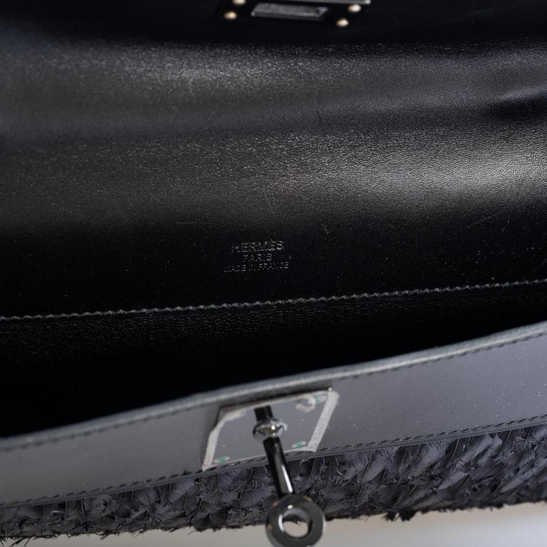 Hermès Kelly Cut So-Black Calf Box Leather with Feathers Black PVD Hardware For Sale 2
