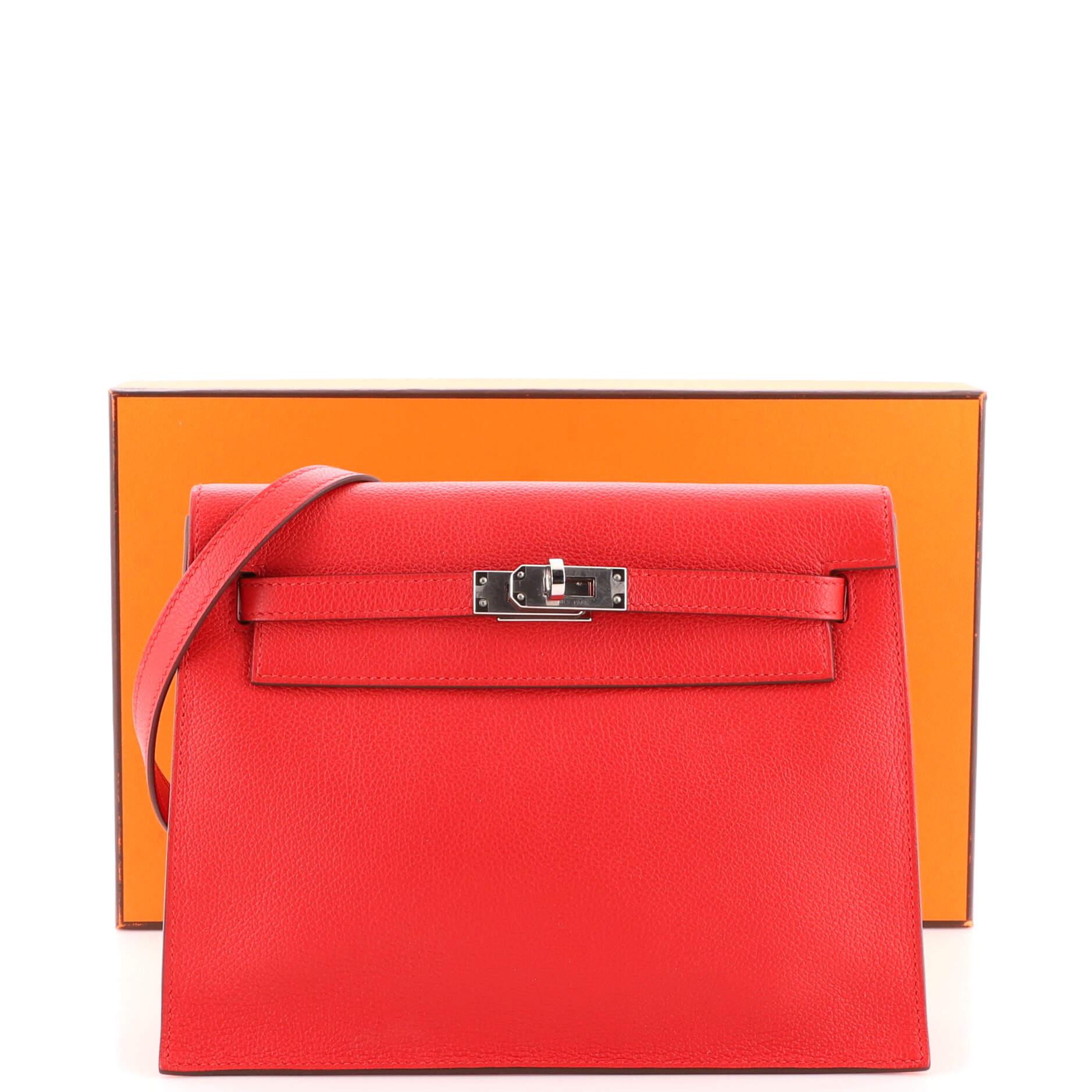 Hermès - Authenticated Kelly 32 Handbag - Leather Red for Women, Very Good Condition