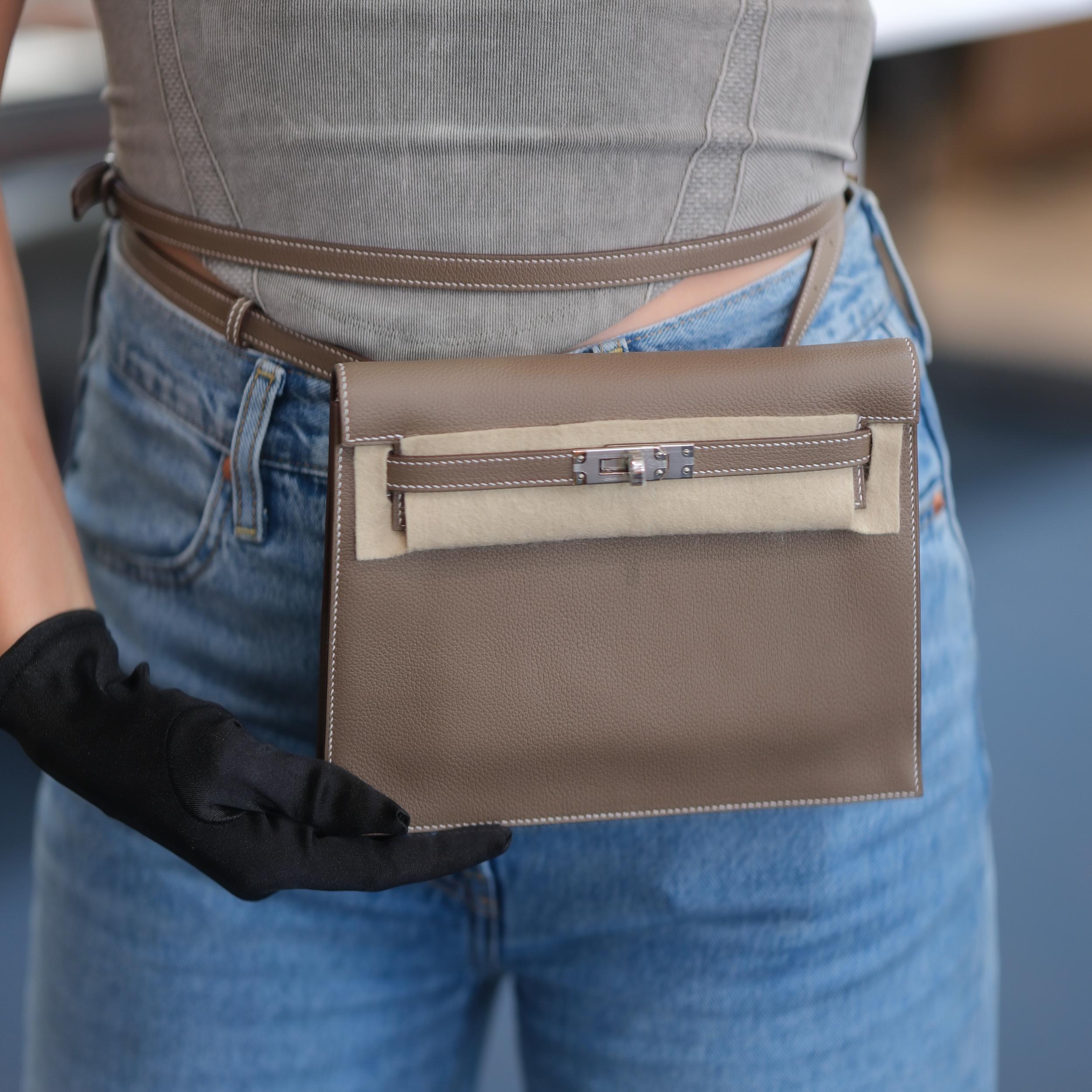 Hermes Kelly Danse II Verso Etoupe Vert Foncé Evercolor avec Palladium Hardwar en vente 5