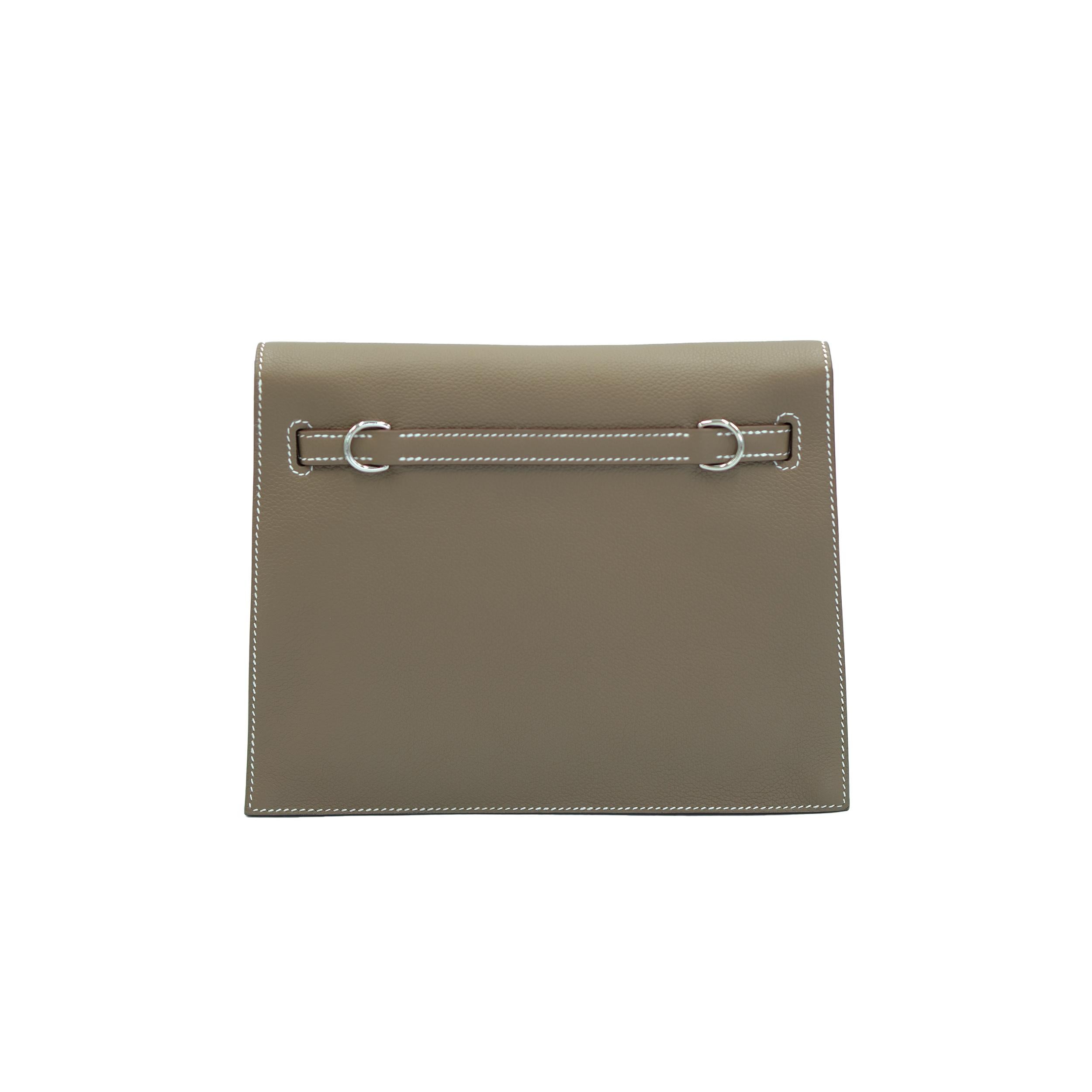 Marron Hermes Kelly Danse II Verso Etoupe Vert Foncé Evercolor avec Palladium Hardwar en vente