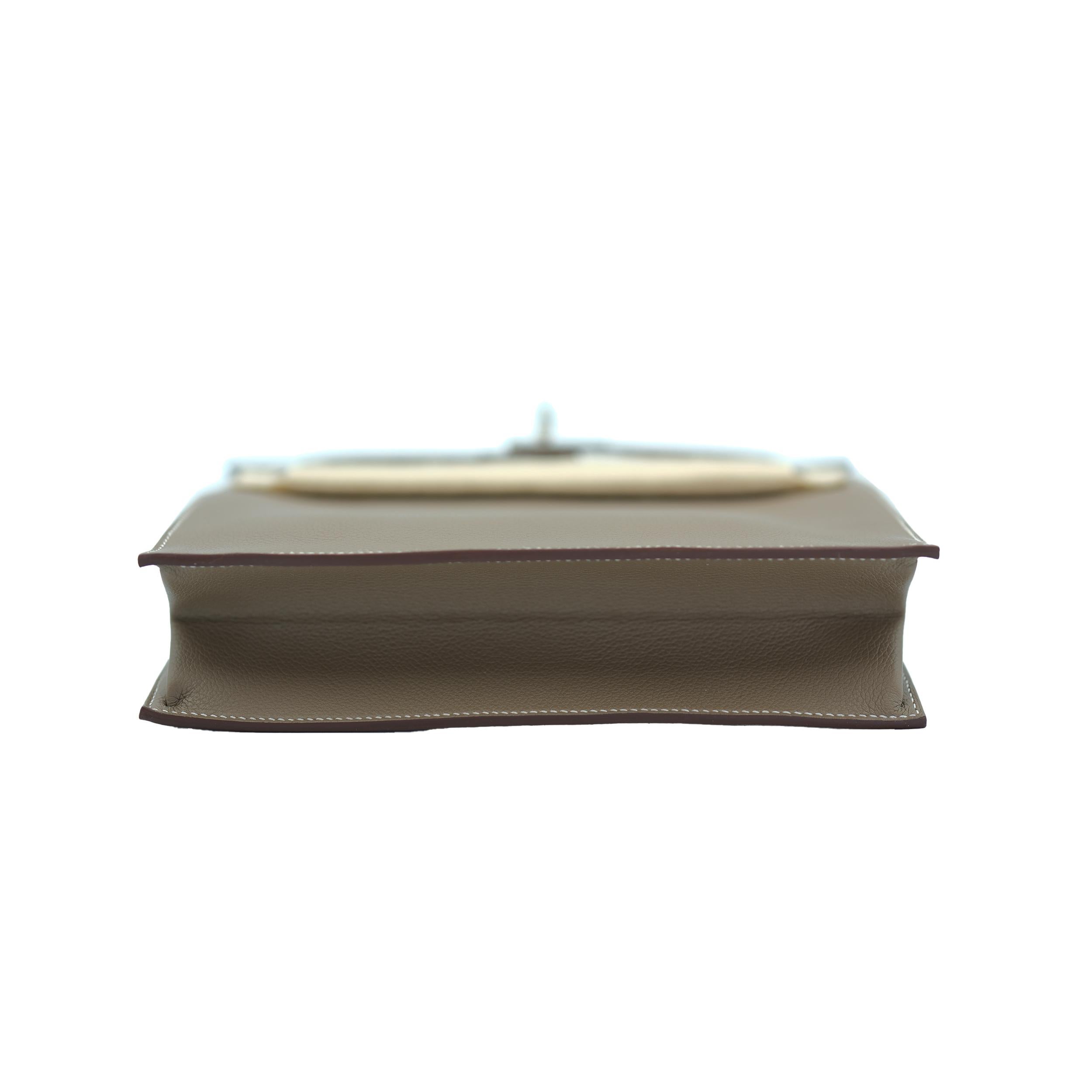 Hermes Kelly Danse II Verso Etoupe Vert Foncé Evercolor avec Palladium Hardwar Pour femmes en vente