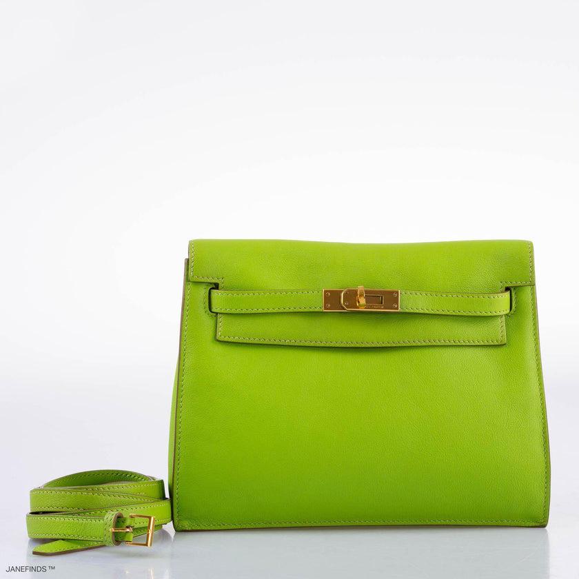 Hermès Kelly Danse II Vert Cru Swift with Gold Hardware - 2004, H Square In Excellent Condition For Sale In NYC Tri-State/Miami, NY